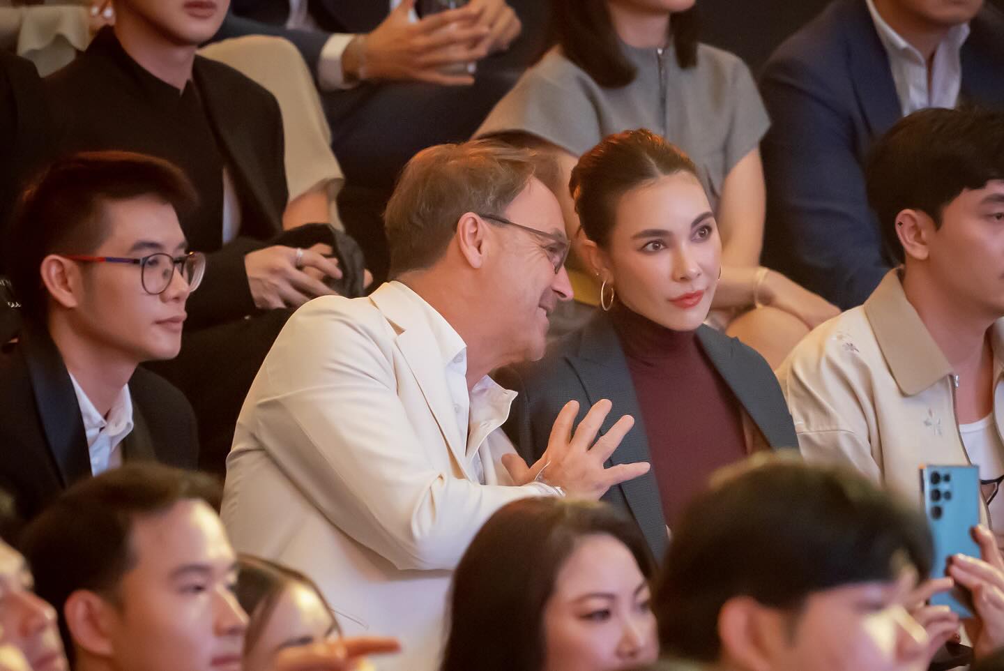 โบว์ - เบญจวรรณ อาร์ตเนอร์