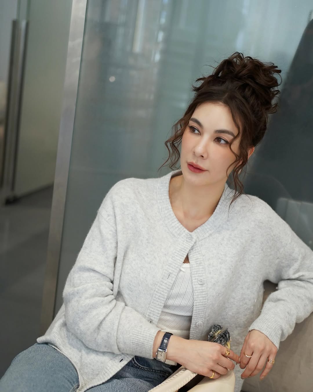 โบว์ - เบญจวรรณ อาร์ตเนอร์