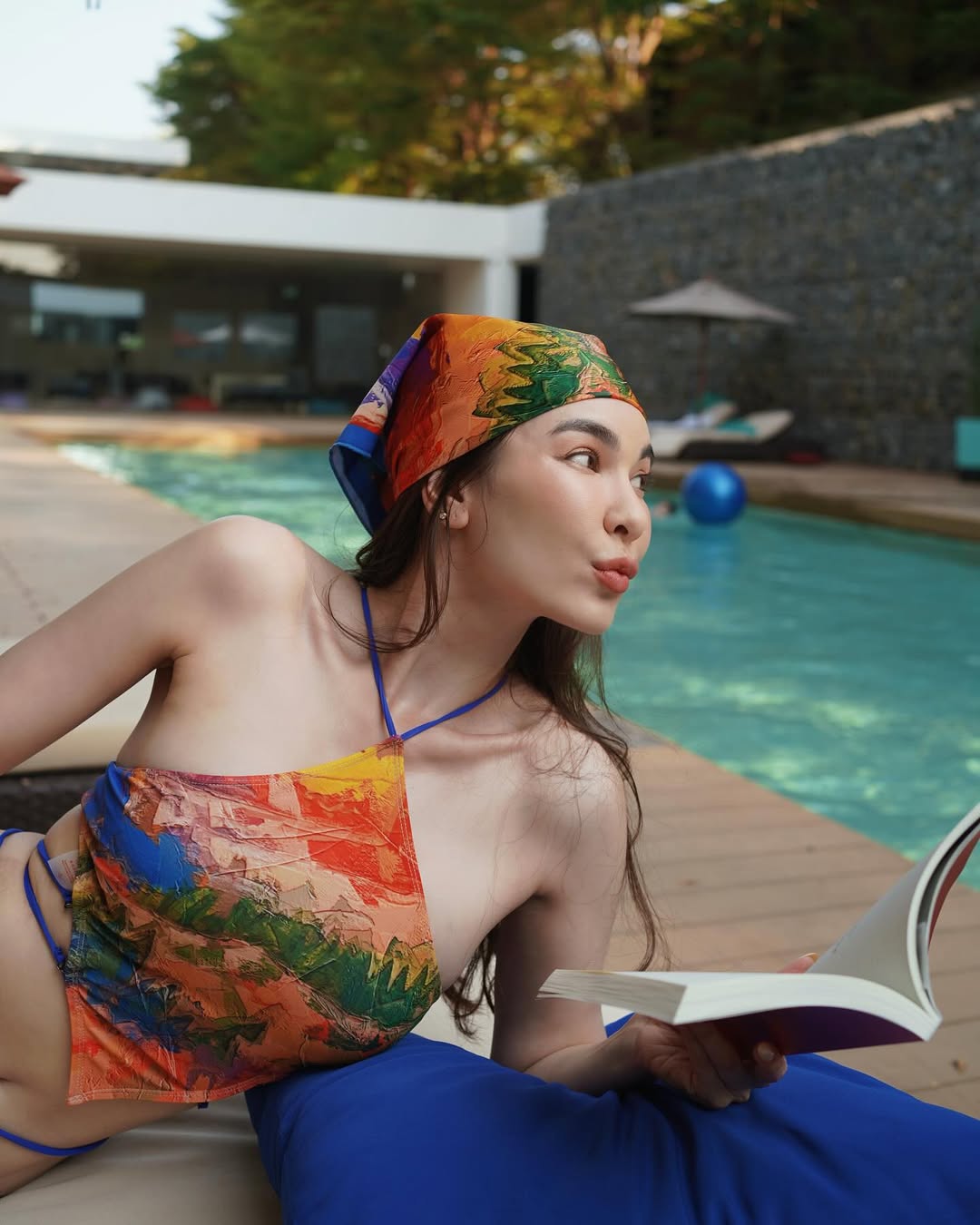 โบว์ - เบญจวรรณ อาร์ตเนอร์