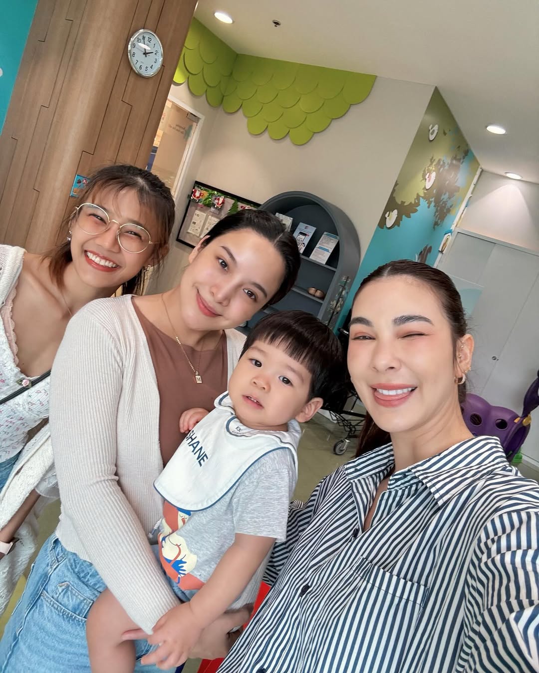 โบว์ - เบญจวรรณ อาร์ตเนอร์