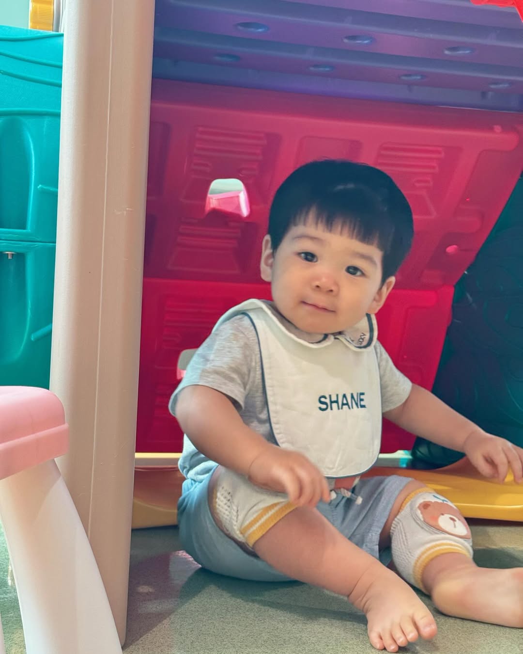 โบว์ - เบญจวรรณ อาร์ตเนอร์