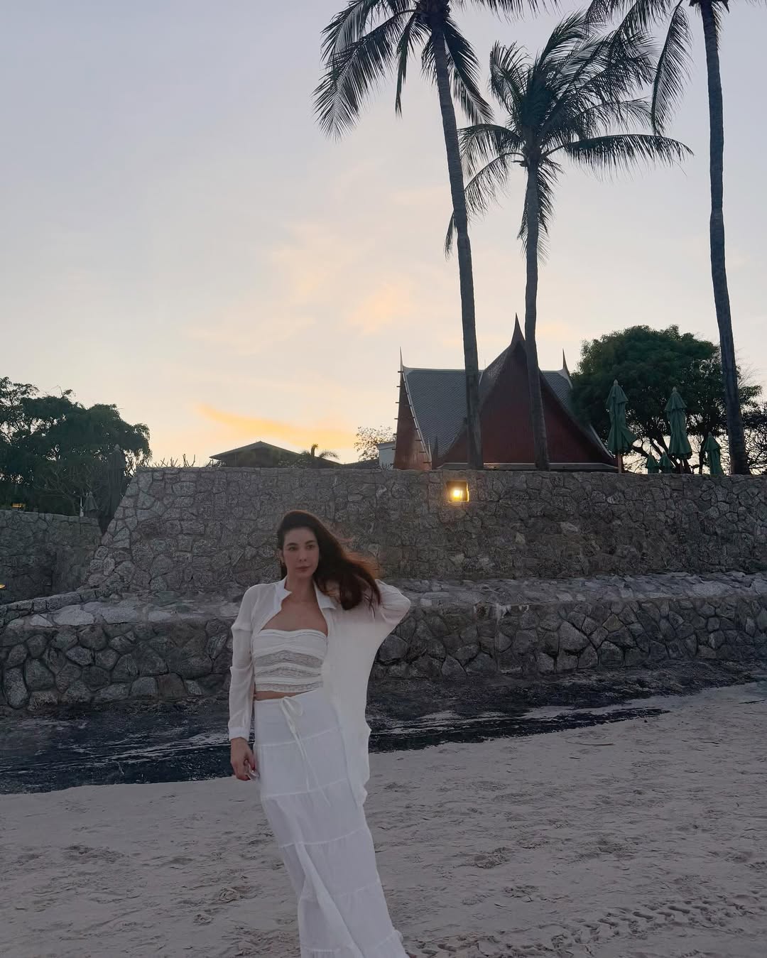 โบว์ - เบญจวรรณ อาร์ตเนอร์