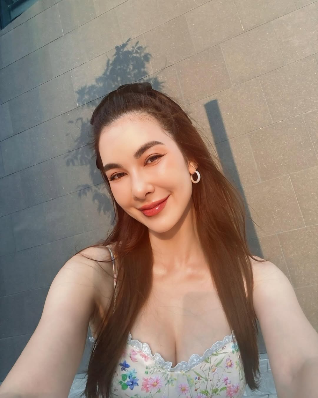 โบว์ - เบญจวรรณ อาร์ตเนอร์