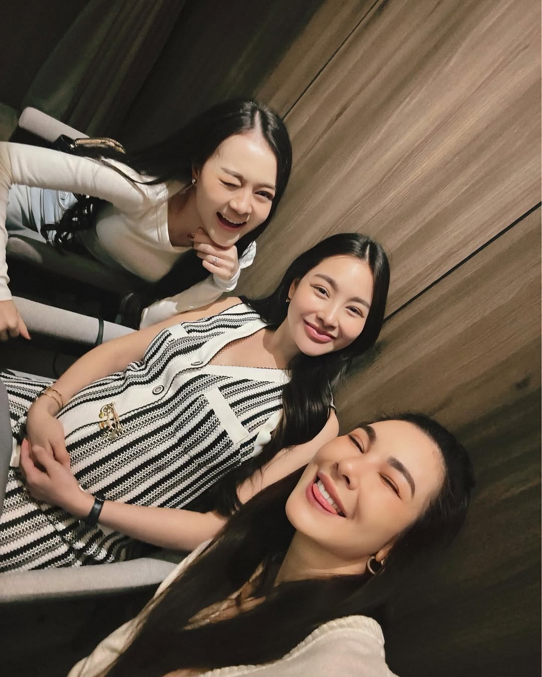 โบว์ - เบญจวรรณ อาร์ตเนอร์