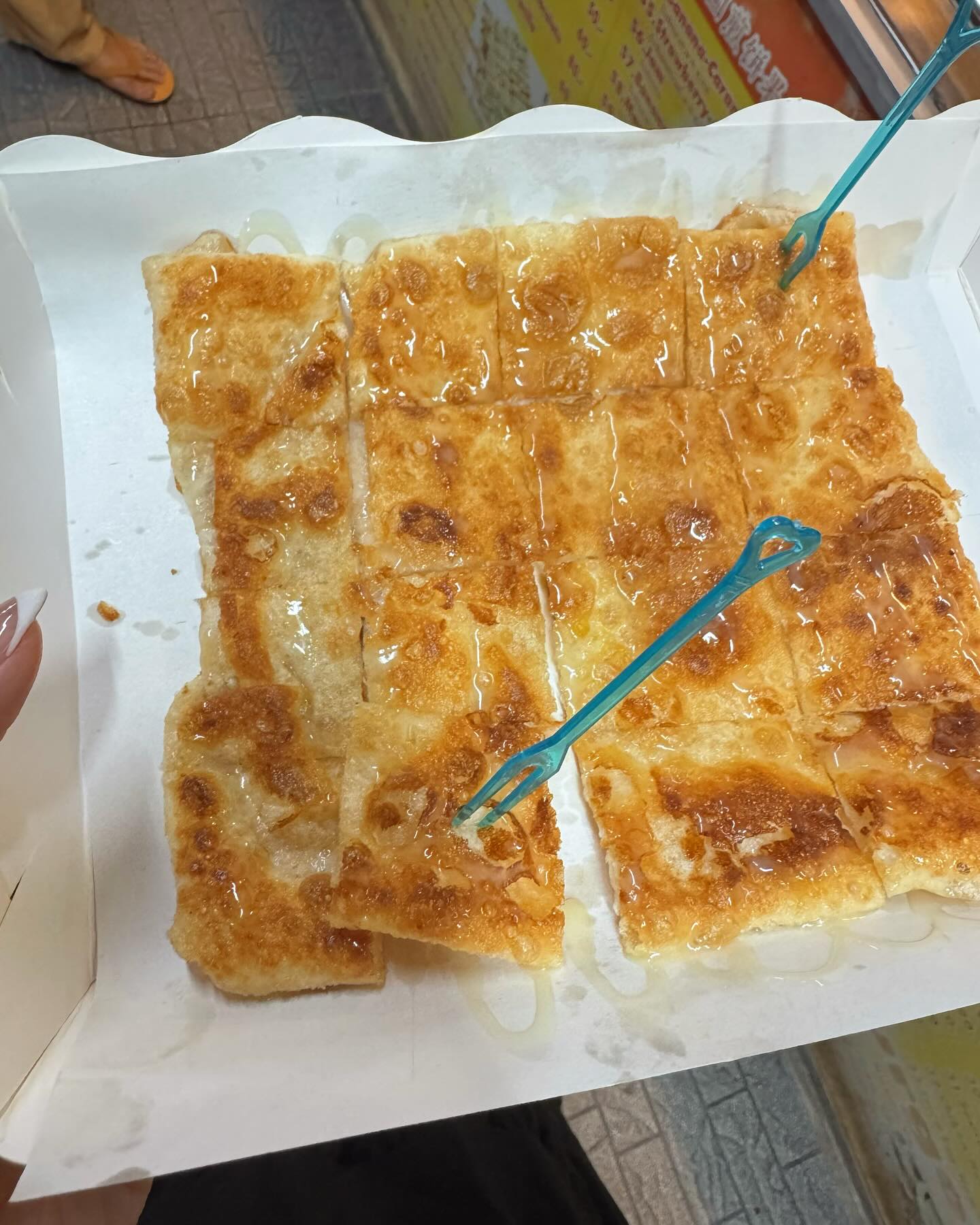 โบว์ - เบญจวรรณ อาร์ตเนอร์