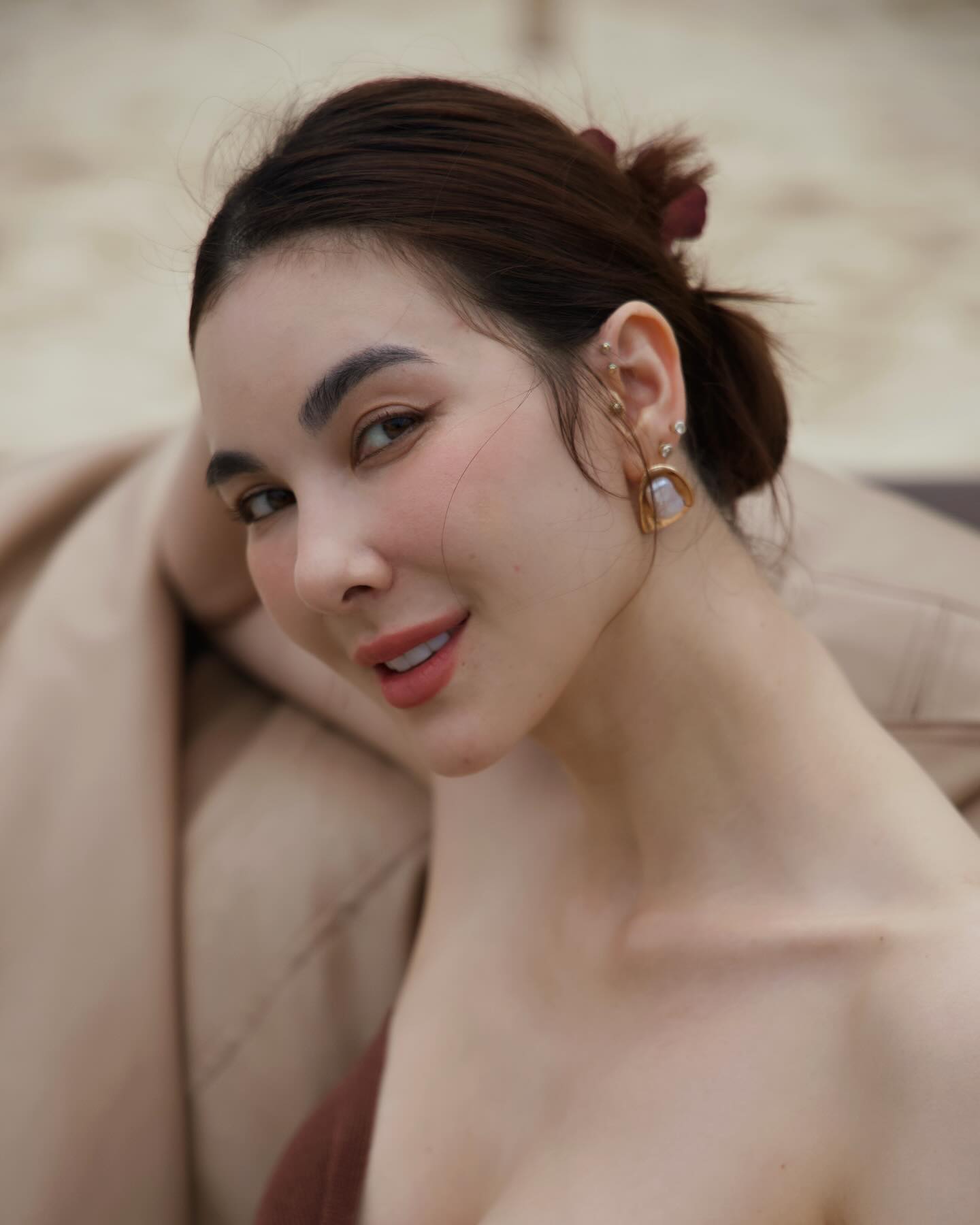 โบว์ - เบญจวรรณ อาร์ตเนอร์