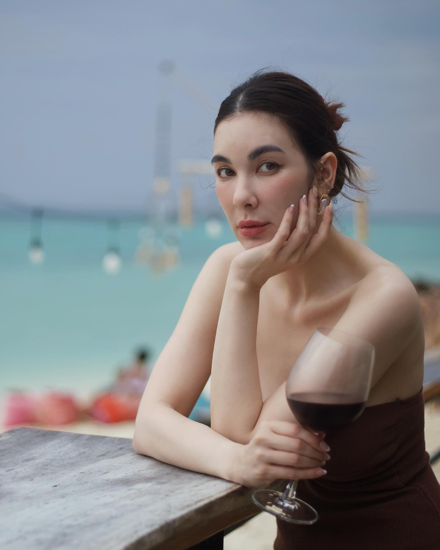 โบว์ - เบญจวรรณ อาร์ตเนอร์