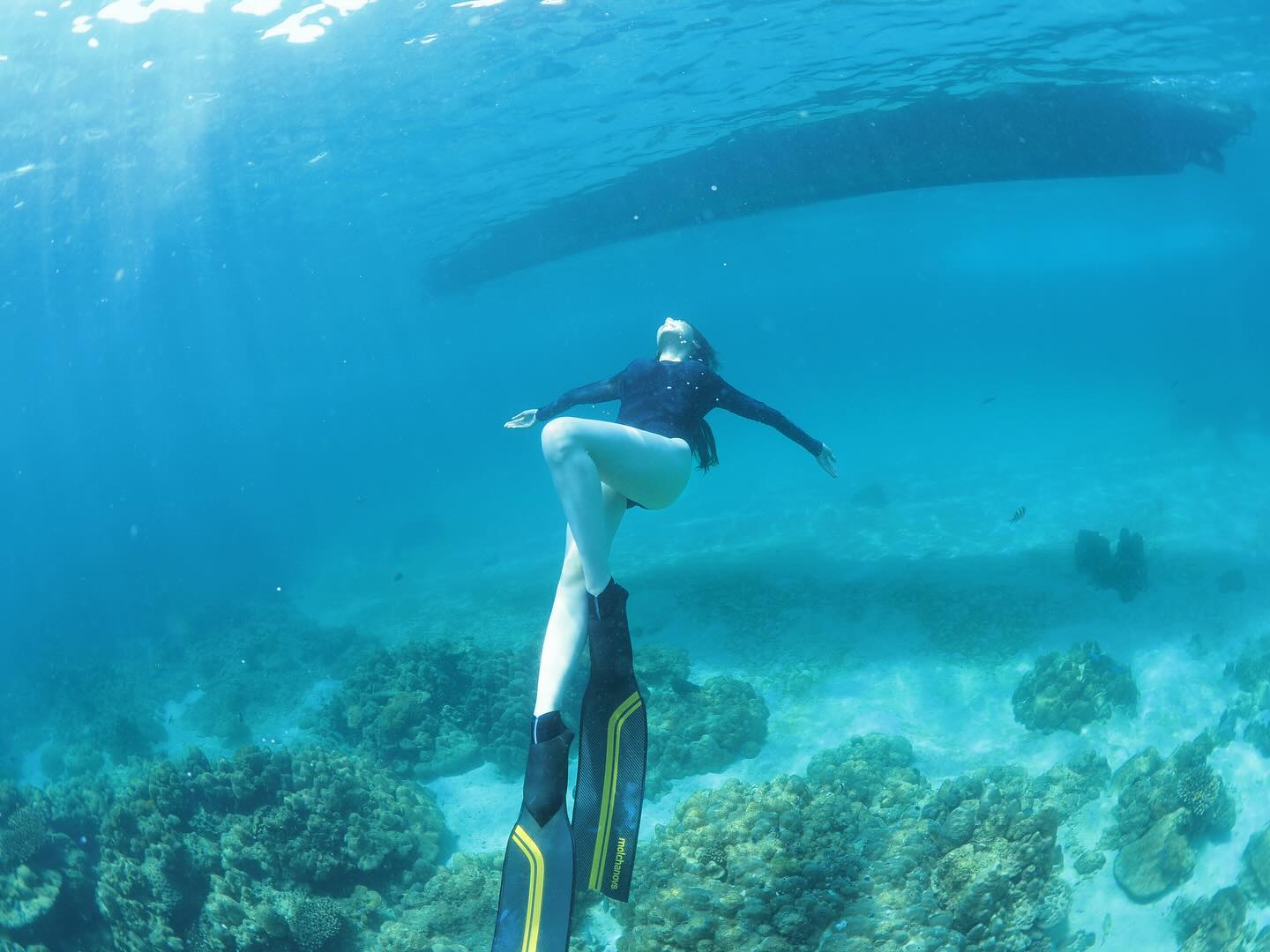 โบว์ - เบญจวรรณ อาร์ตเนอร์