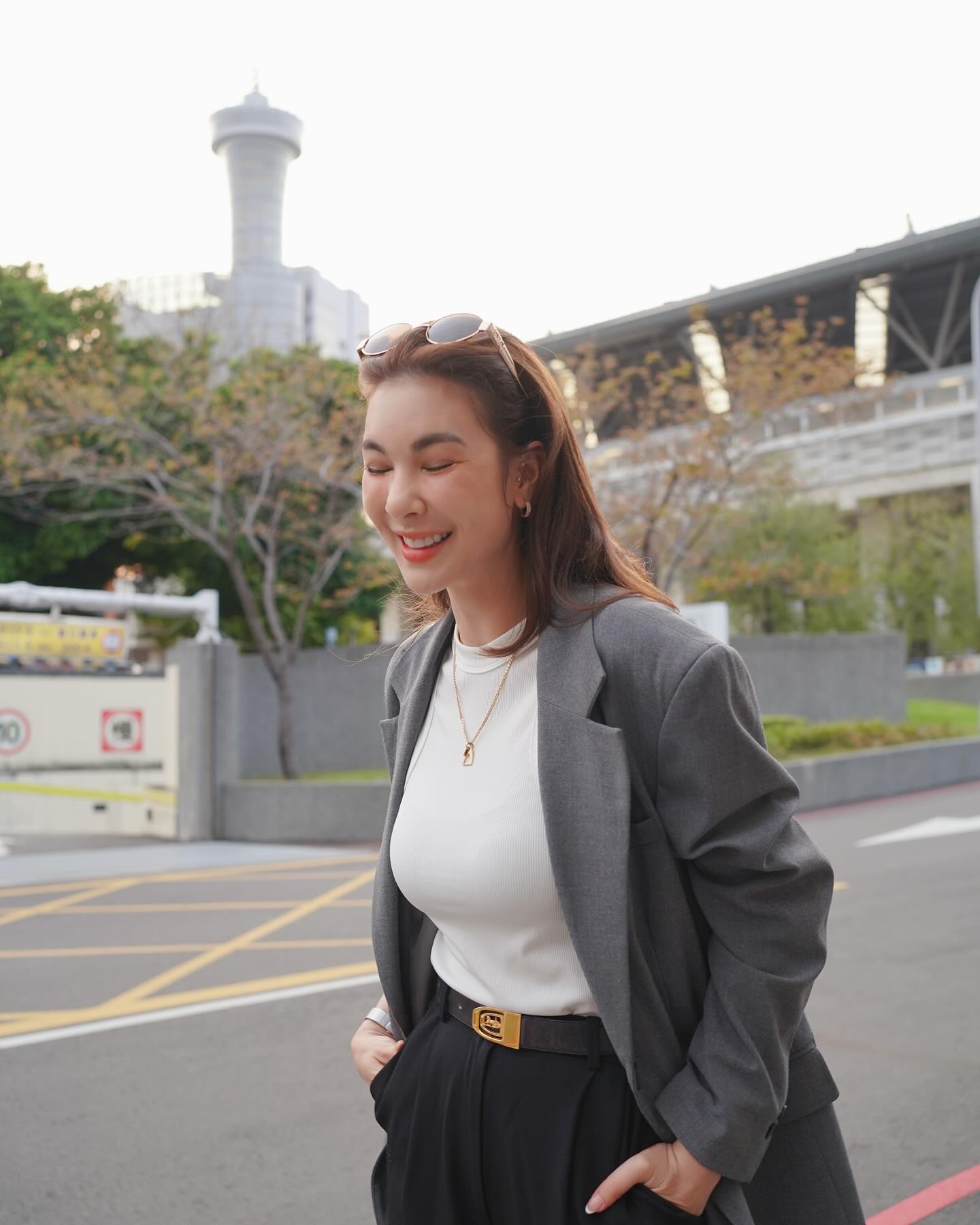 โบว์ - เบญจวรรณ อาร์ตเนอร์