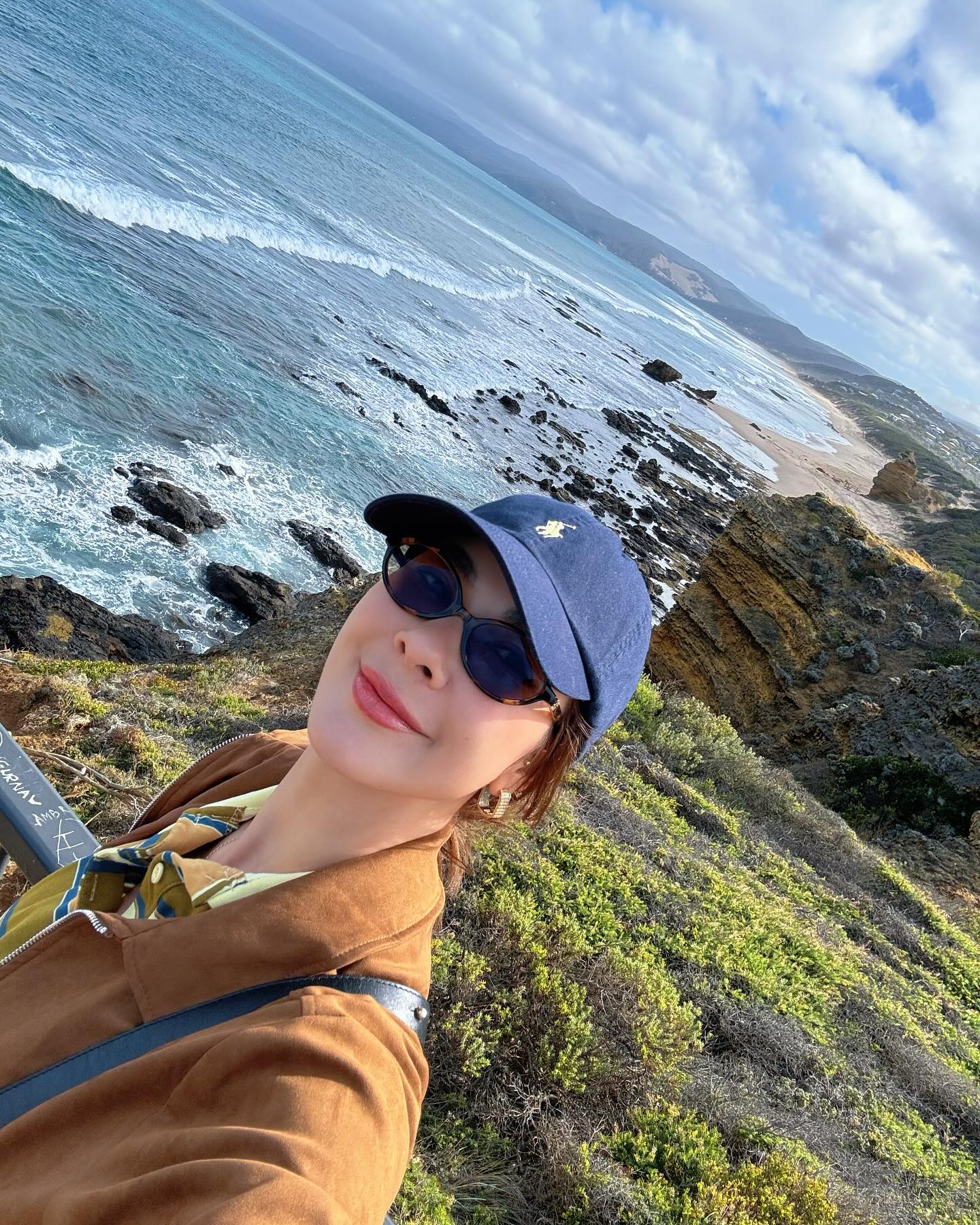 โบว์ - เบญจวรรณ อาร์ตเนอร์