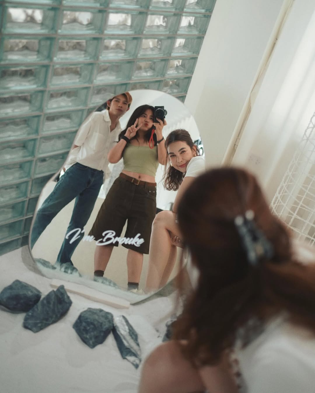 โบว์ - เบญจวรรณ อาร์ตเนอร์