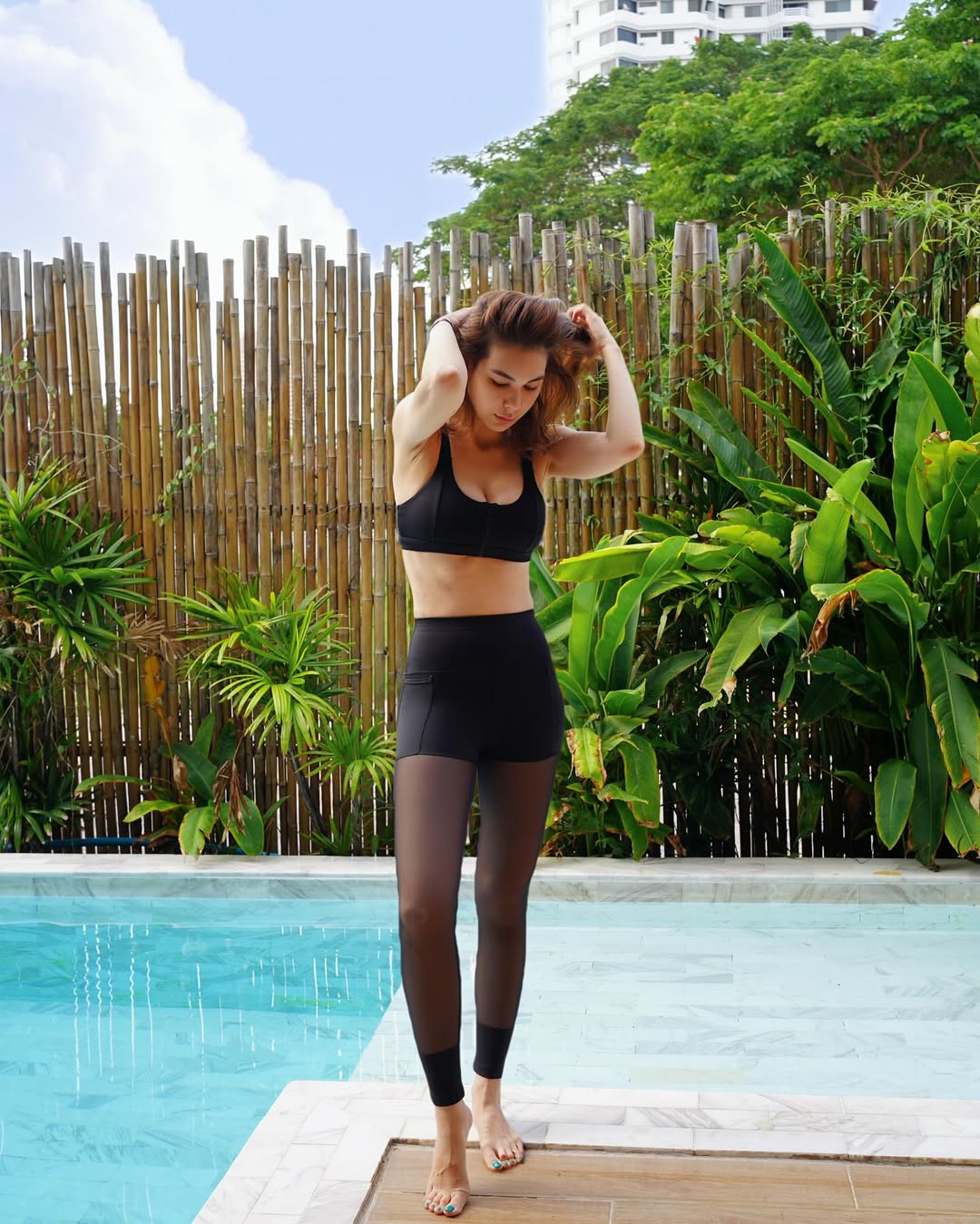 โบว์ - เบญจวรรณ อาร์ตเนอร์