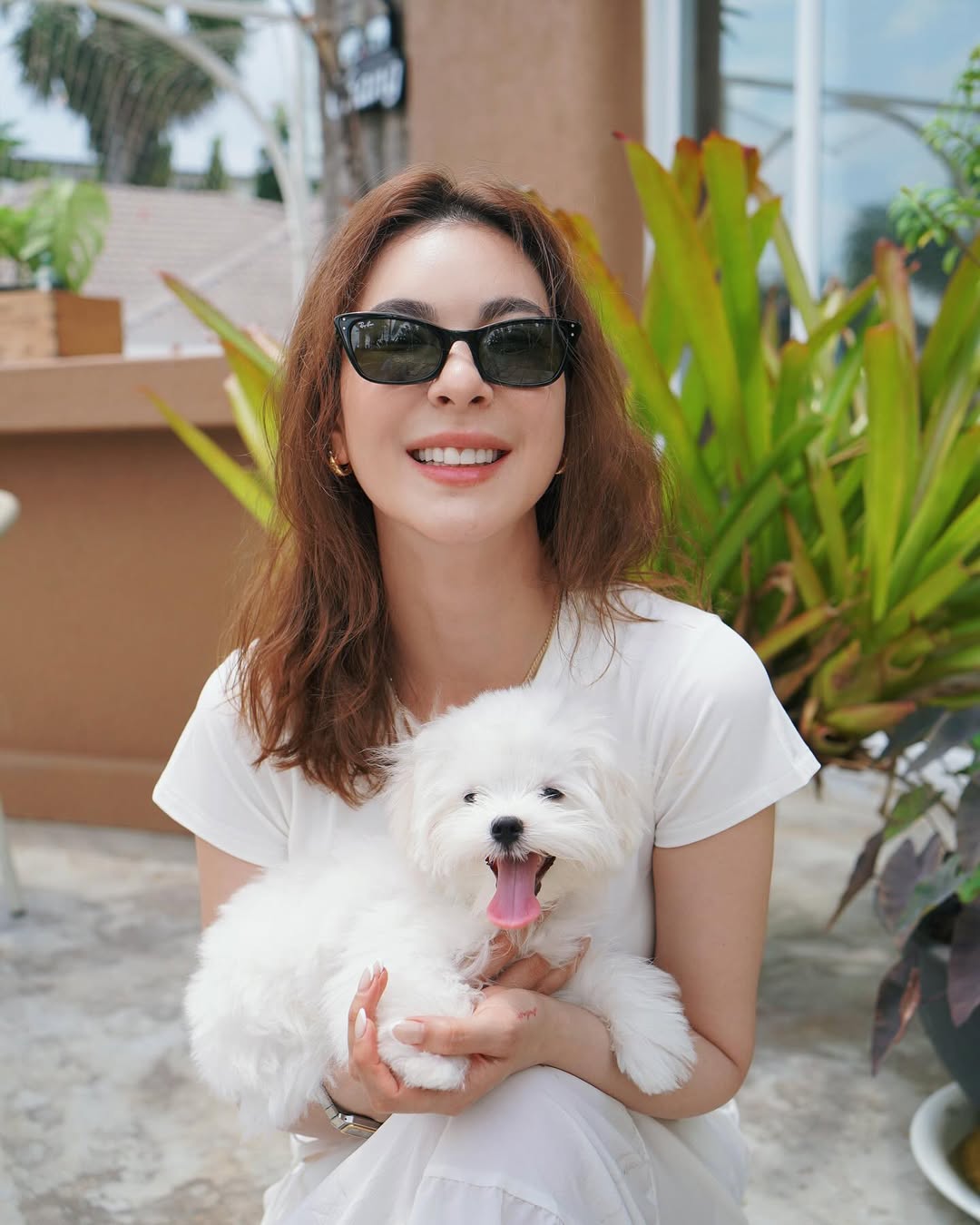 โบว์ - เบญจวรรณ อาร์ตเนอร์