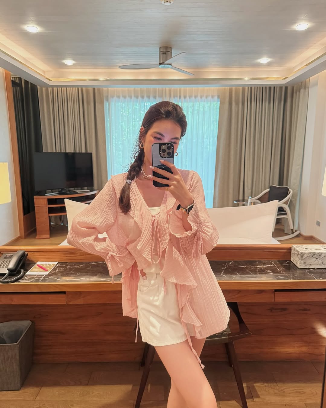 โบว์ - เบญจวรรณ อาร์ตเนอร์