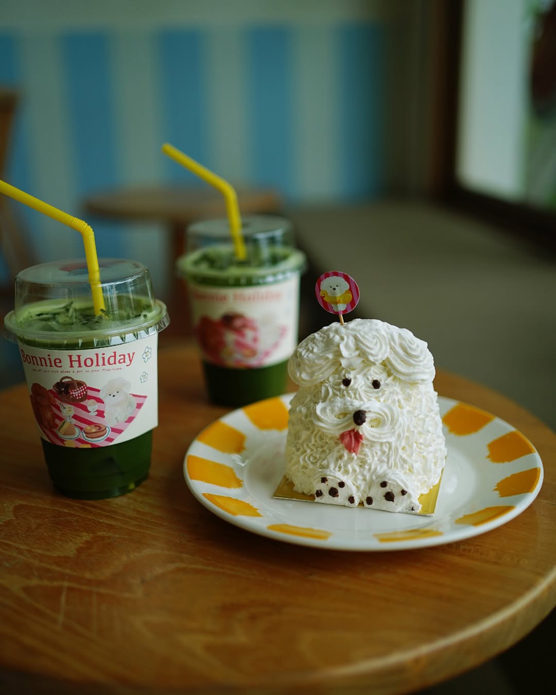 โบว์ - เบญจวรรณ อาร์ตเนอร์