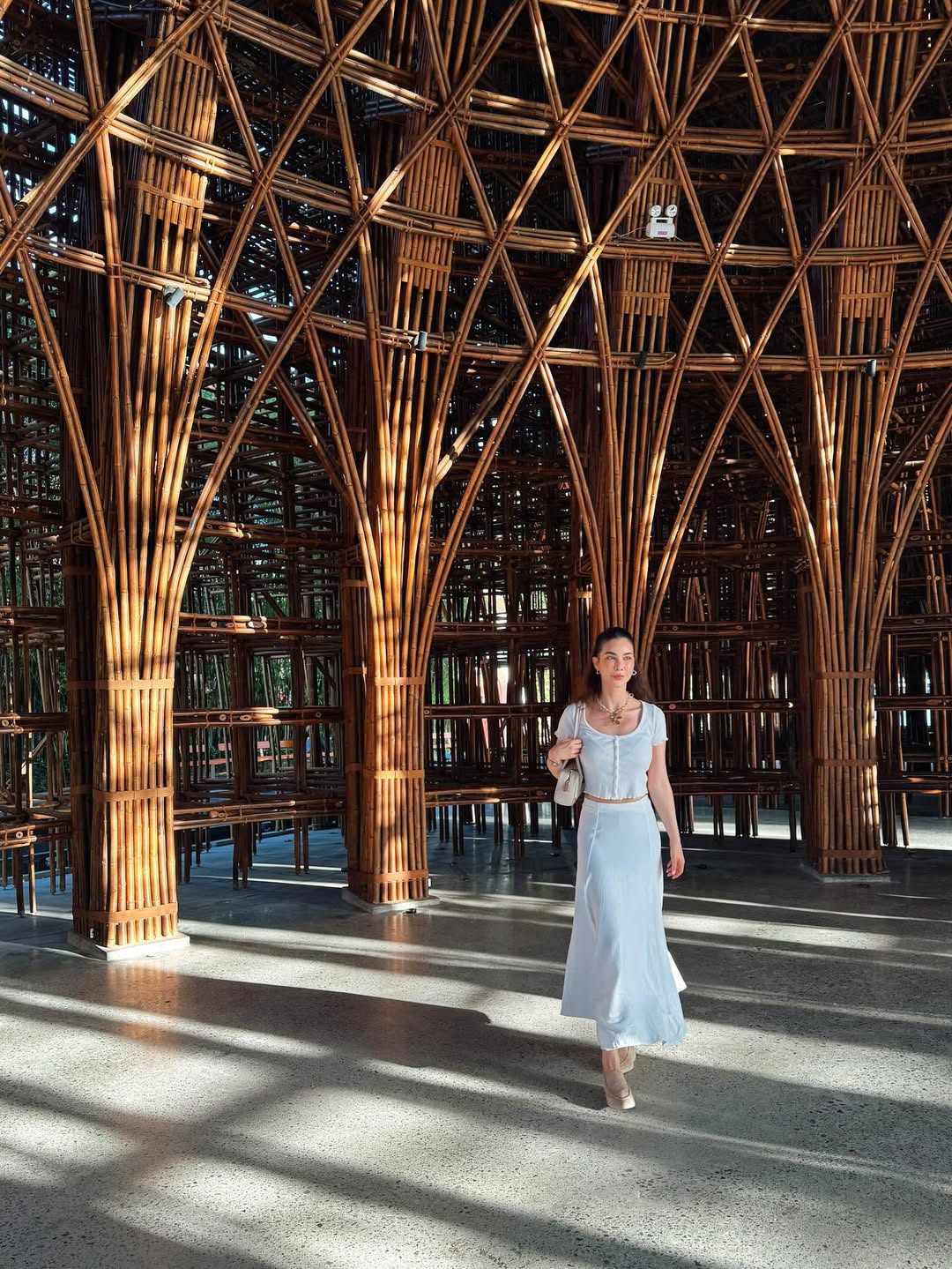 โบว์ - เบญจวรรณ อาร์ตเนอร์