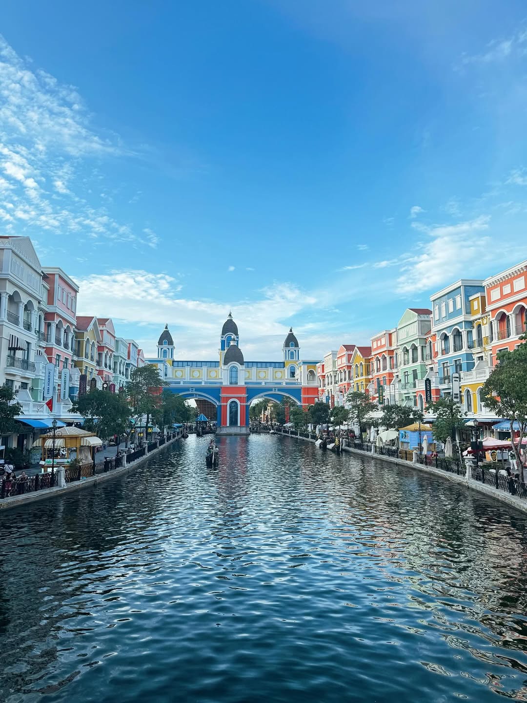 โบว์ - เบญจวรรณ อาร์ตเนอร์