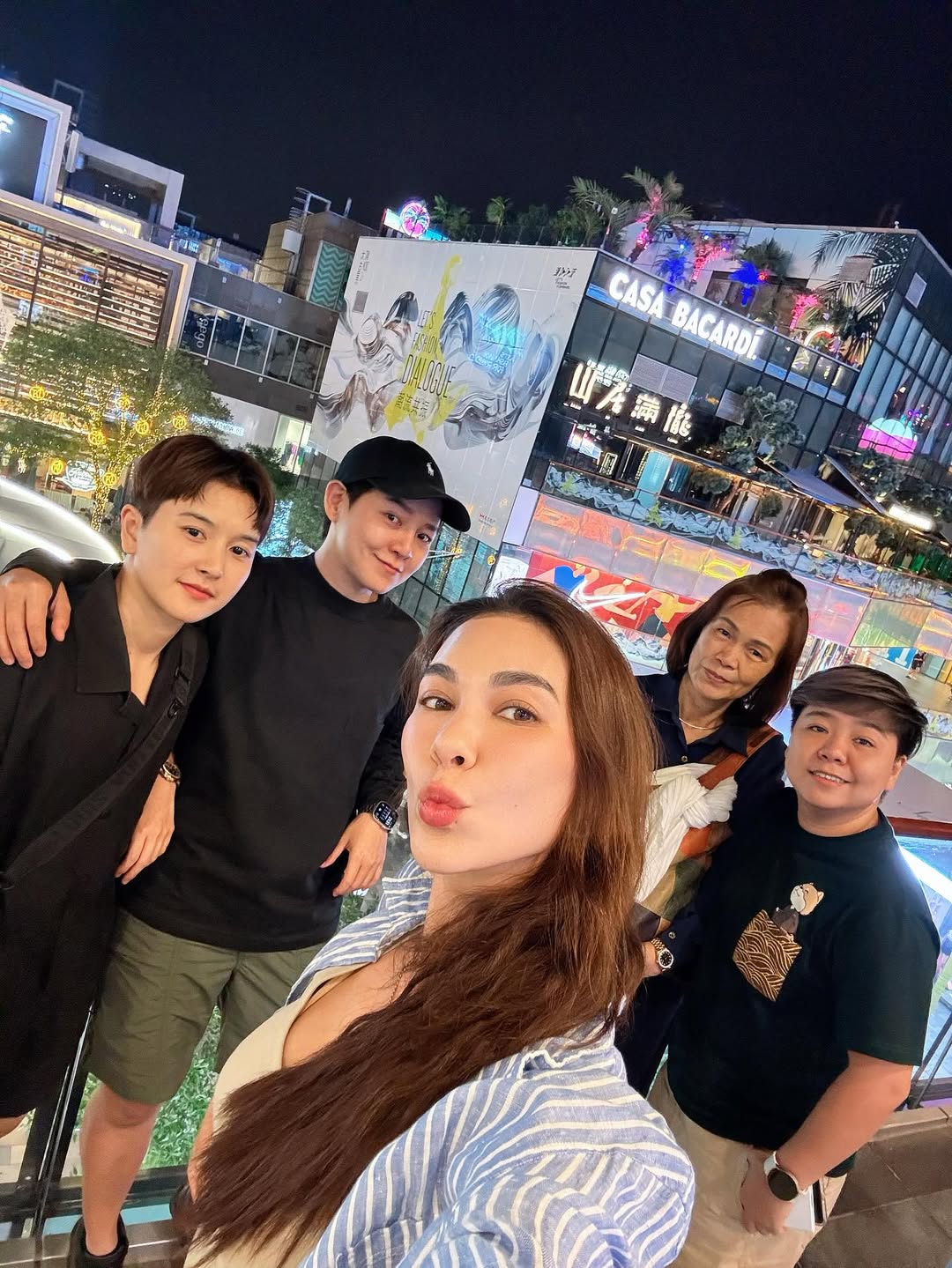โบว์ - เบญจวรรณ อาร์ตเนอร์