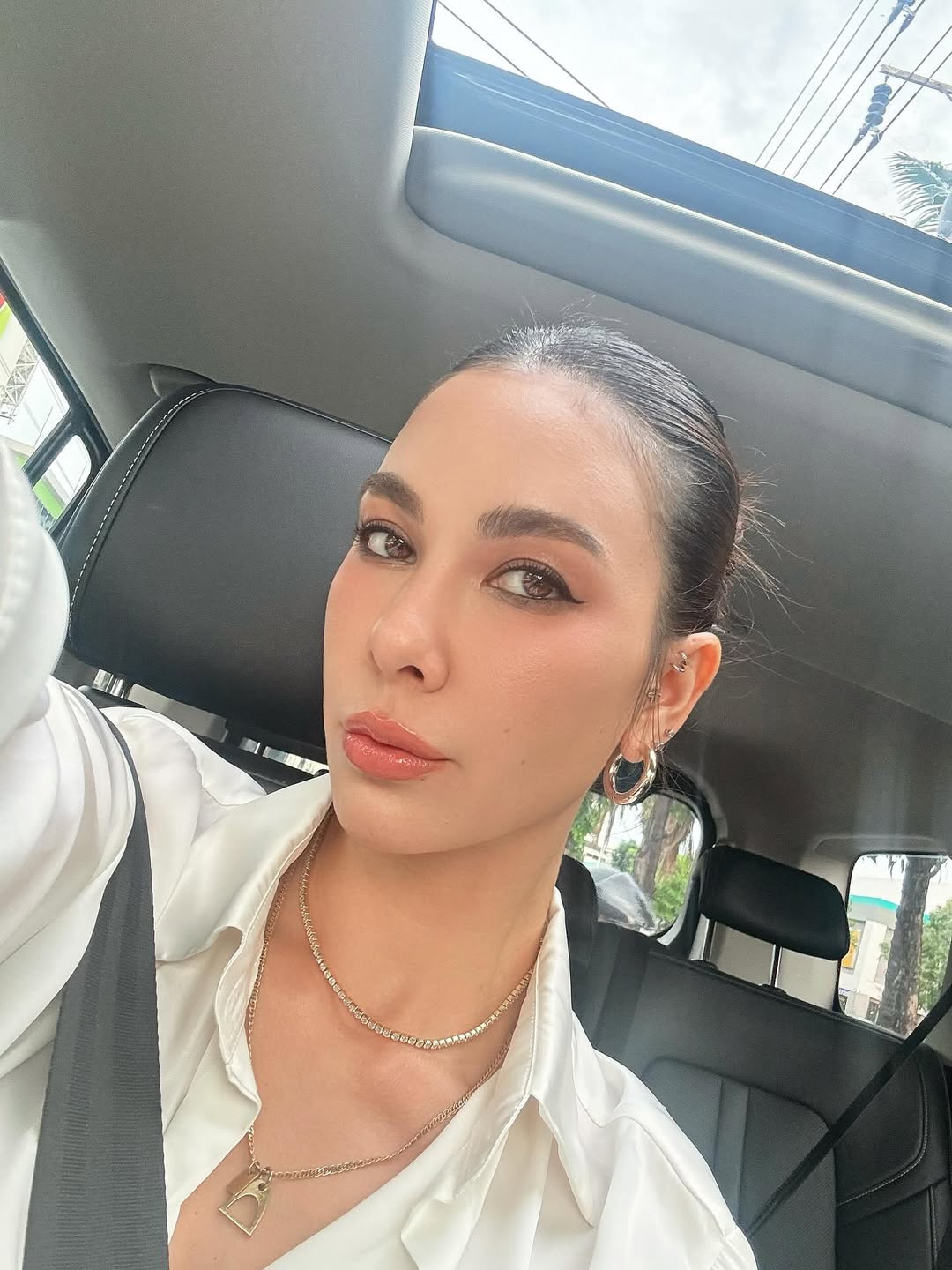 โบว์ - เบญจวรรณ อาร์ตเนอร์