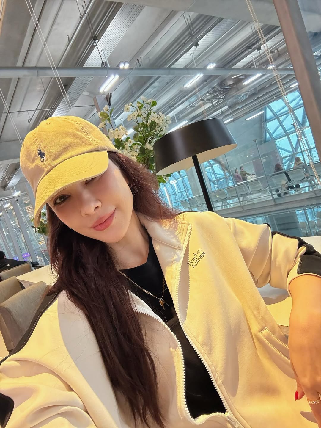 โบว์ - เบญจวรรณ อาร์ตเนอร์