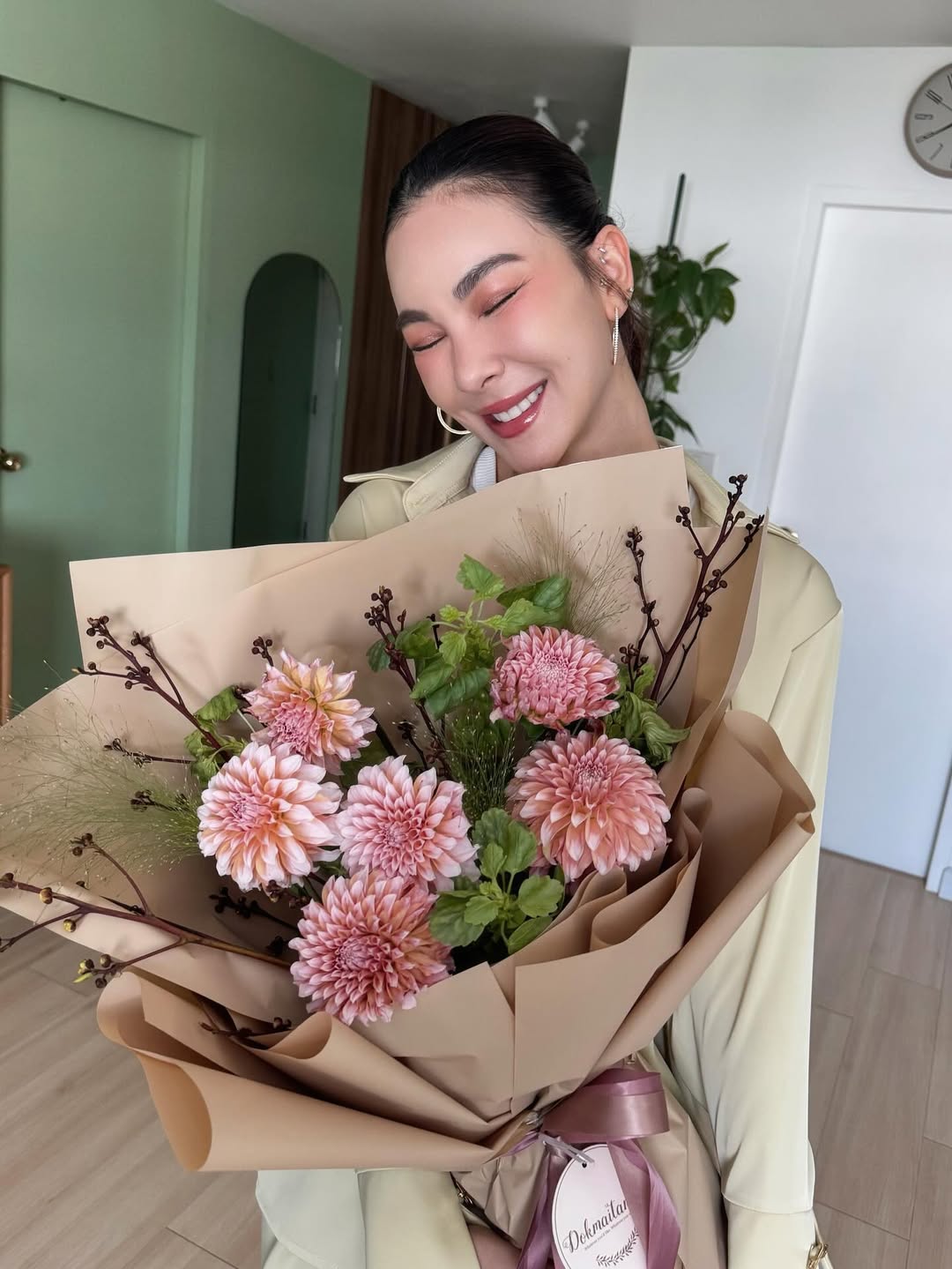 โบว์ - เบญจวรรณ อาร์ตเนอร์