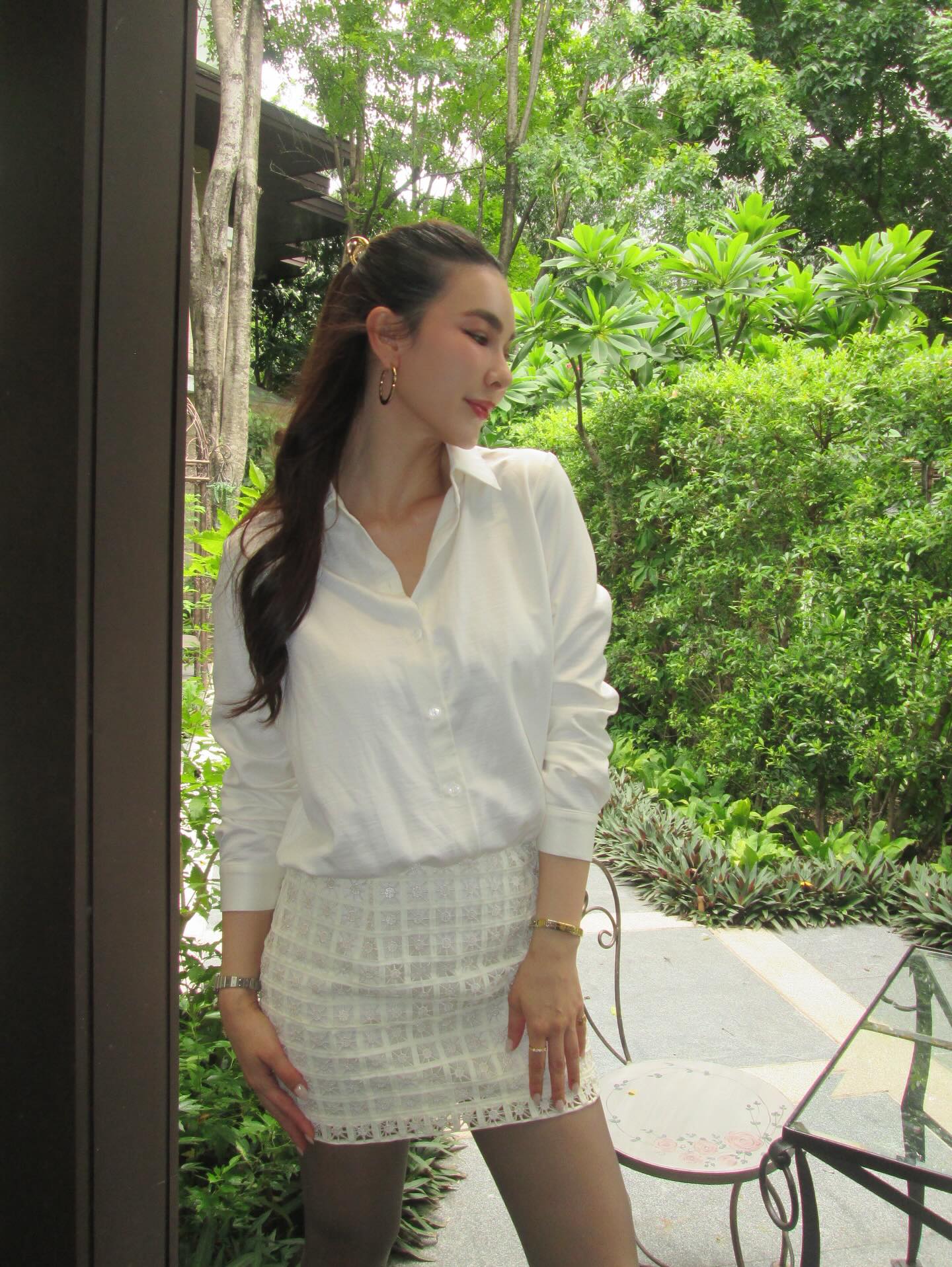 โบว์ - เบญจวรรณ อาร์ตเนอร์