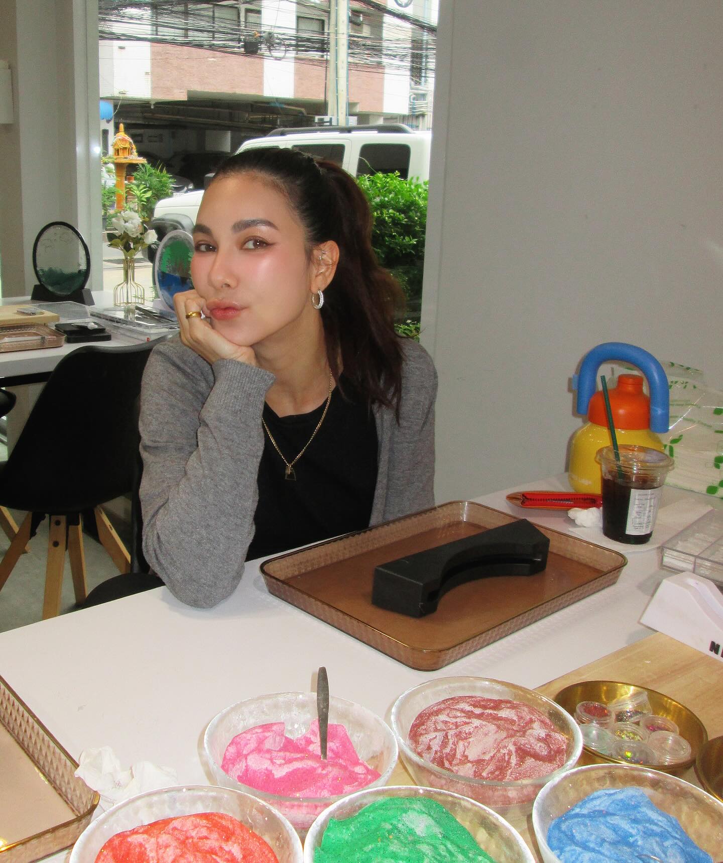 โบว์ - เบญจวรรณ อาร์ตเนอร์