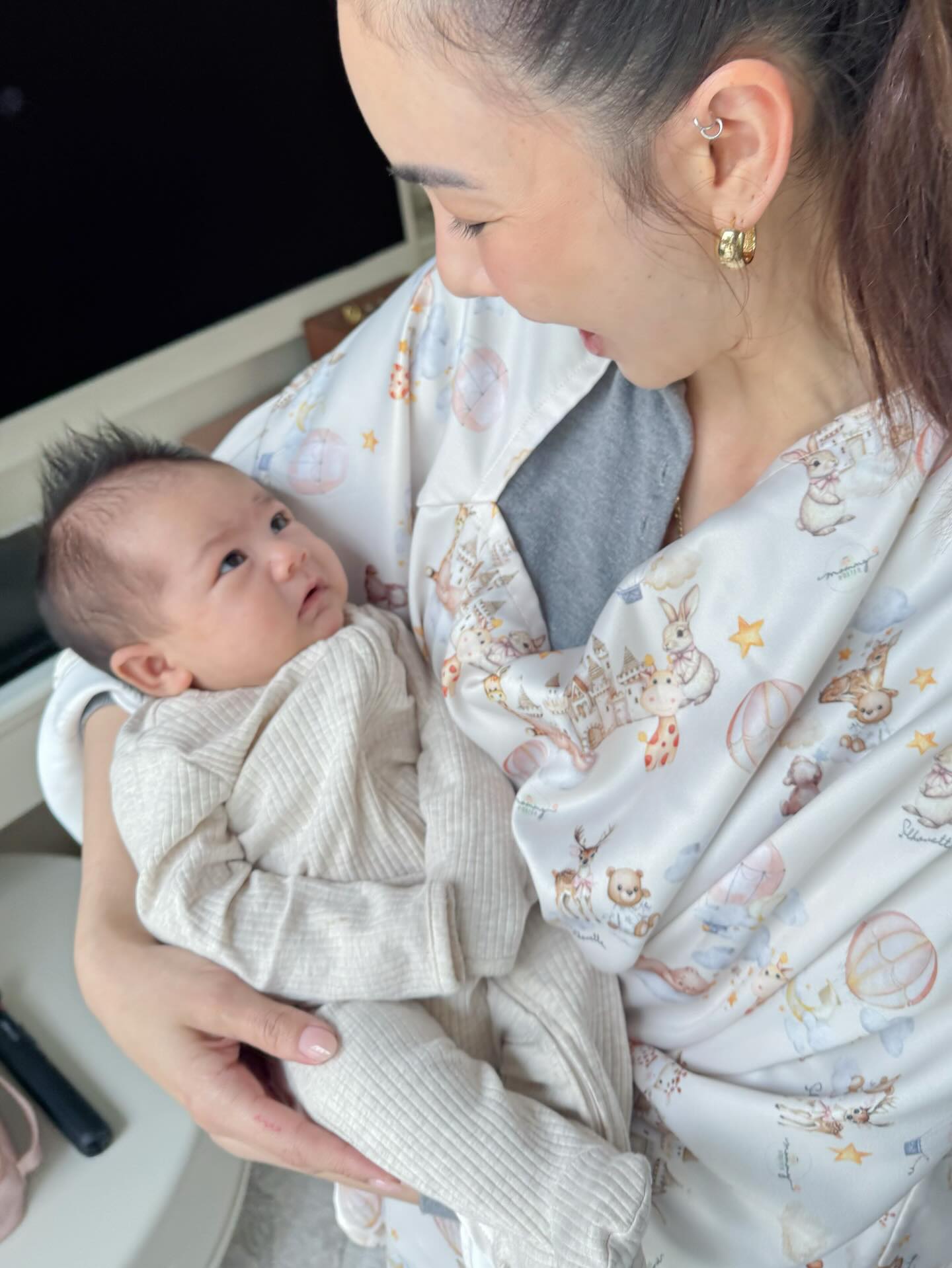 โบว์ - เบญจวรรณ อาร์ตเนอร์