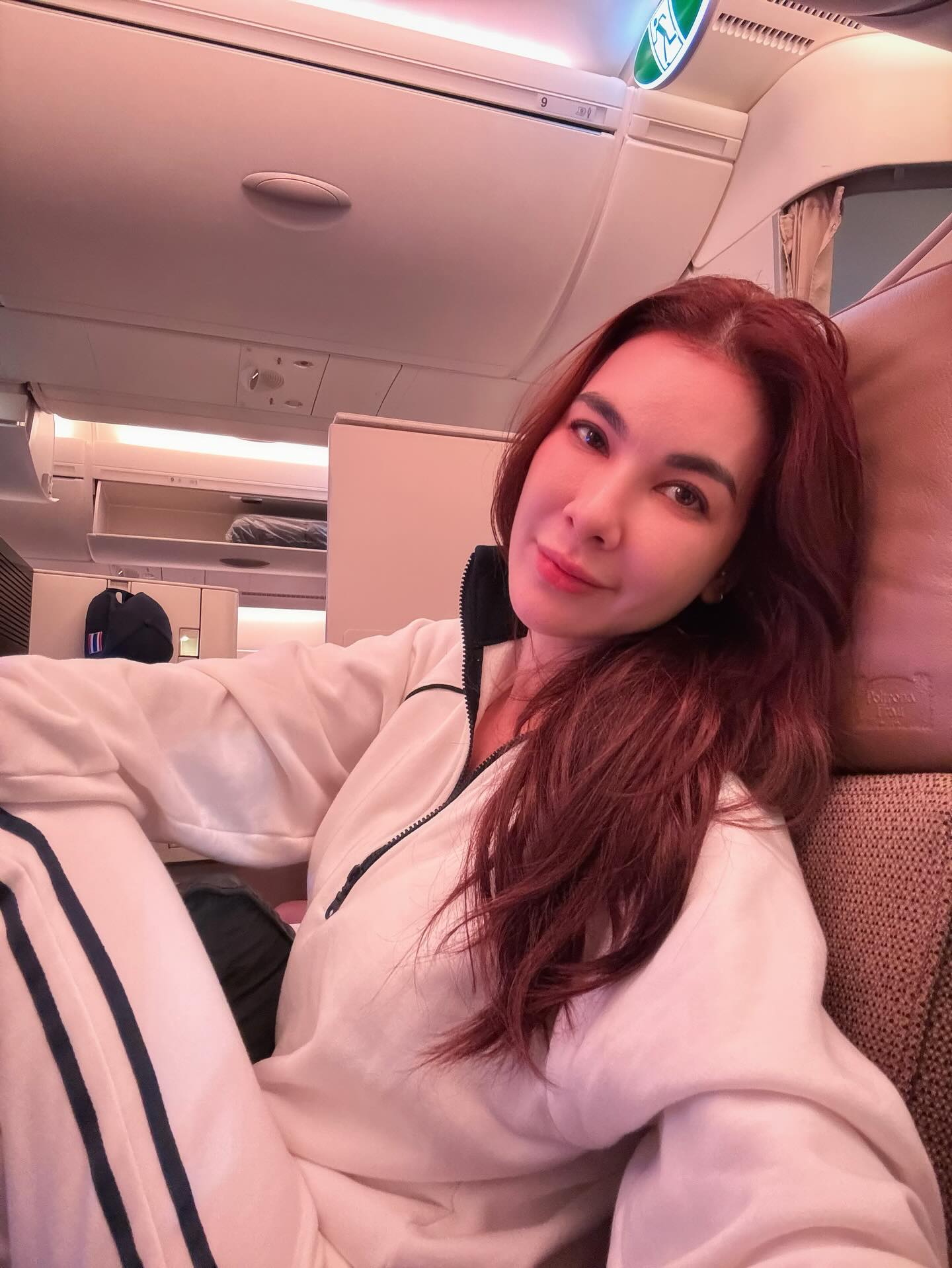 โบว์ - เบญจวรรณ อาร์ตเนอร์