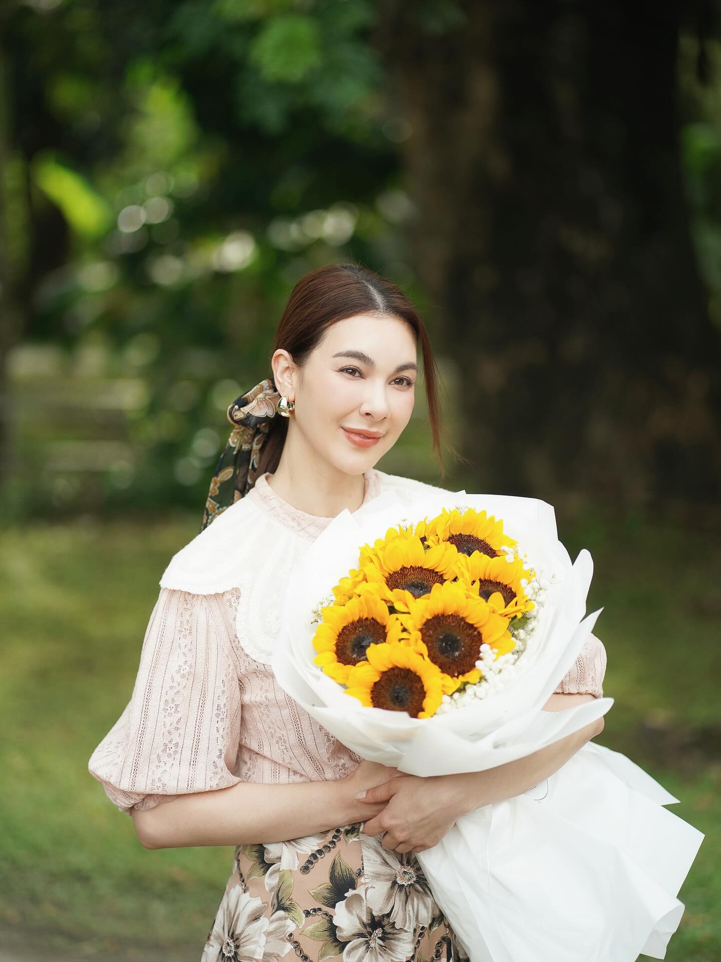 โบว์ - เบญจวรรณ อาร์ตเนอร์