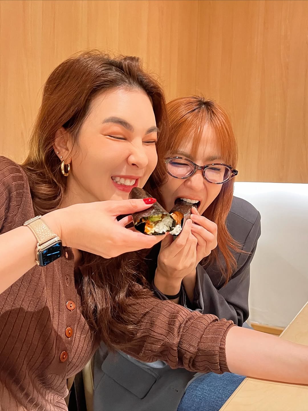 โบว์ - เบญจวรรณ อาร์ตเนอร์