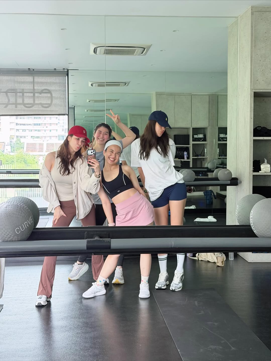 โบว์ - เบญจวรรณ อาร์ตเนอร์