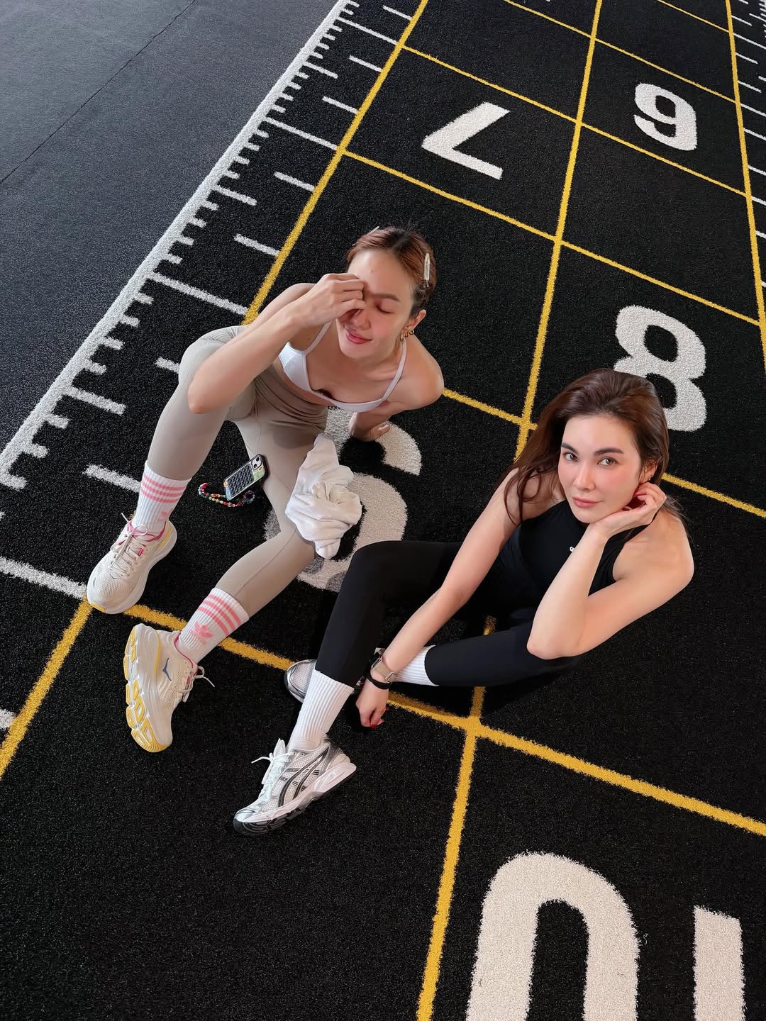 โบว์ - เบญจวรรณ อาร์ตเนอร์