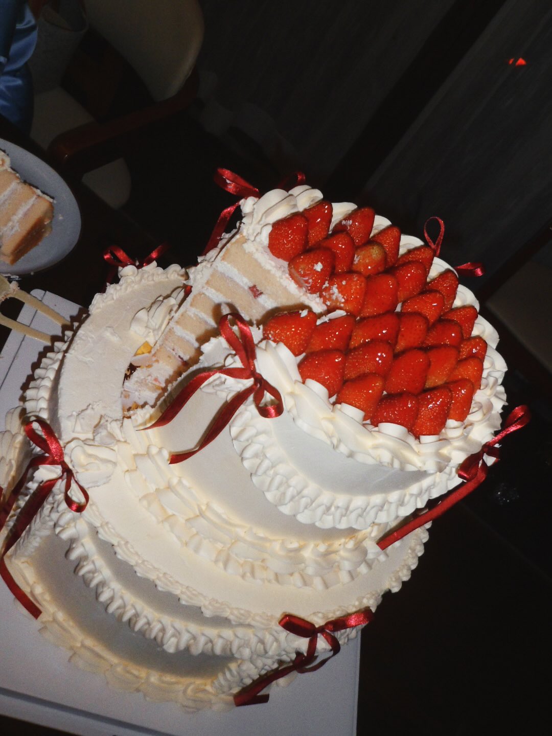 โบว์ - เบญจวรรณ อาร์ตเนอร์