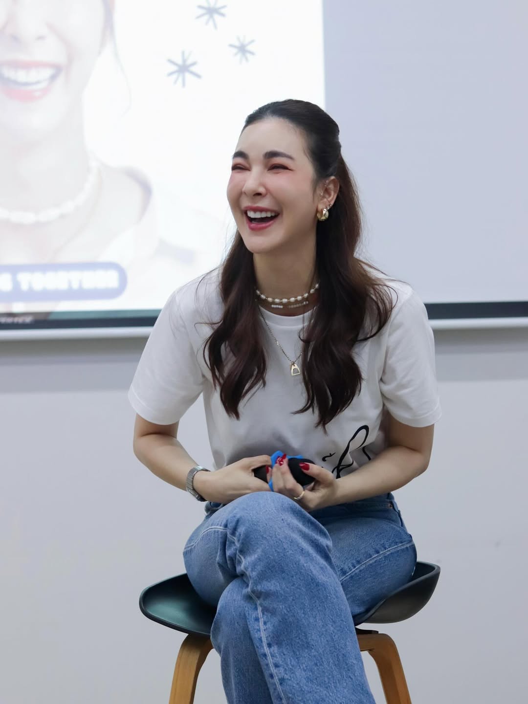 โบว์ - เบญจวรรณ อาร์ตเนอร์