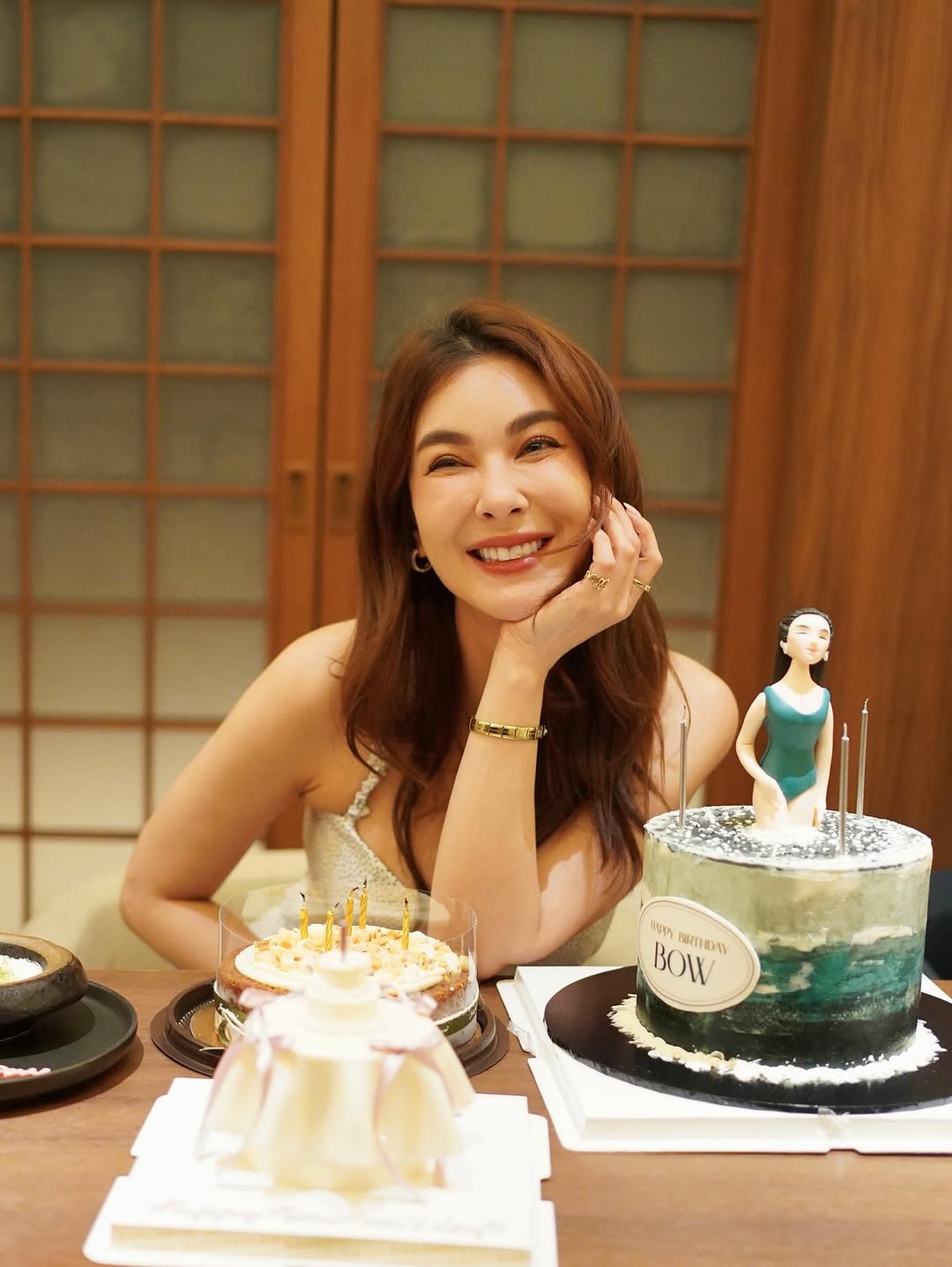 โบว์ - เบญจวรรณ อาร์ตเนอร์