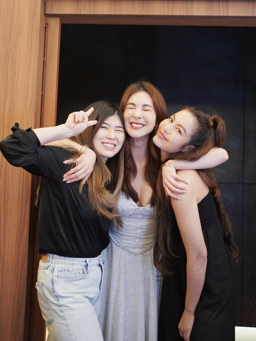 โบว์ - เบญจวรรณ อาร์ตเนอร์