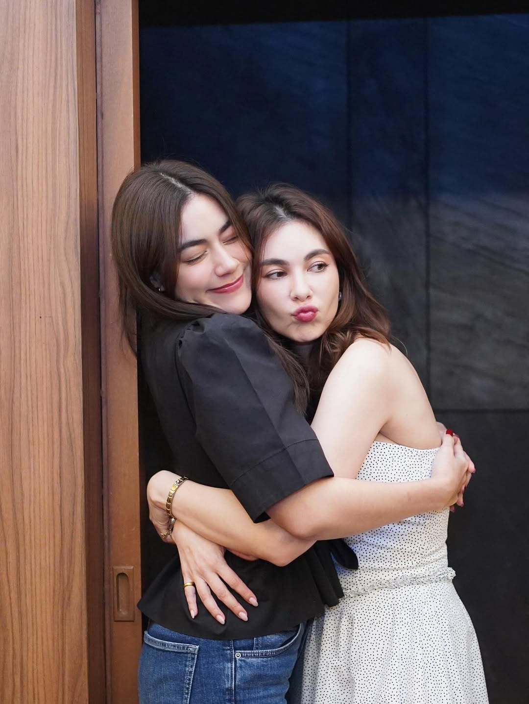 โบว์ - เบญจวรรณ อาร์ตเนอร์