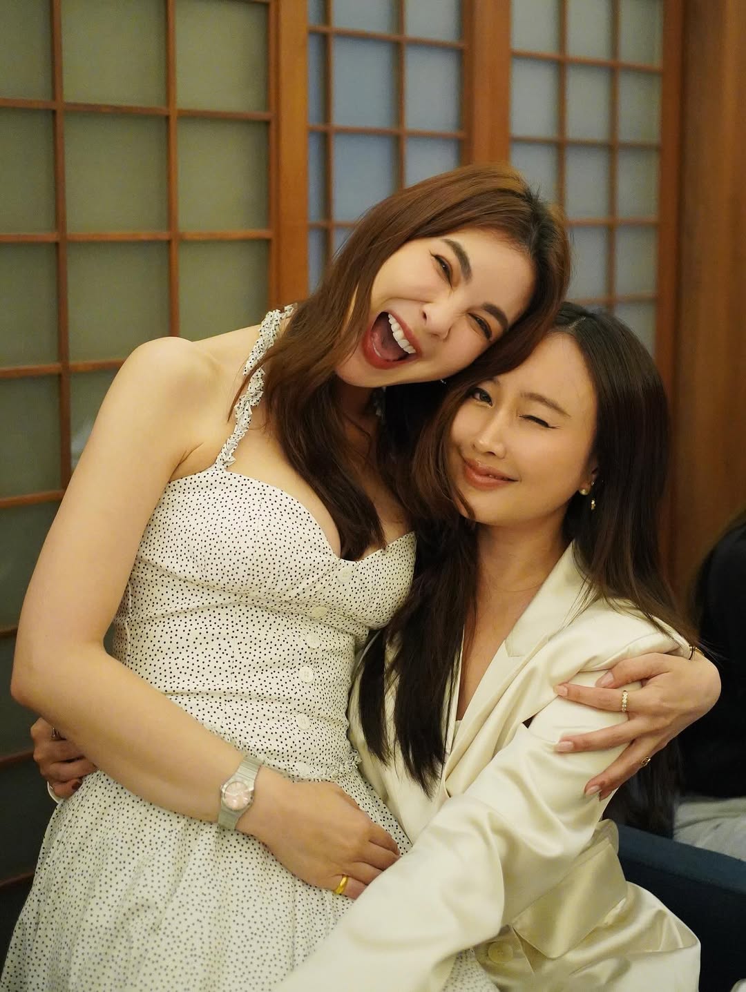 โบว์ - เบญจวรรณ อาร์ตเนอร์