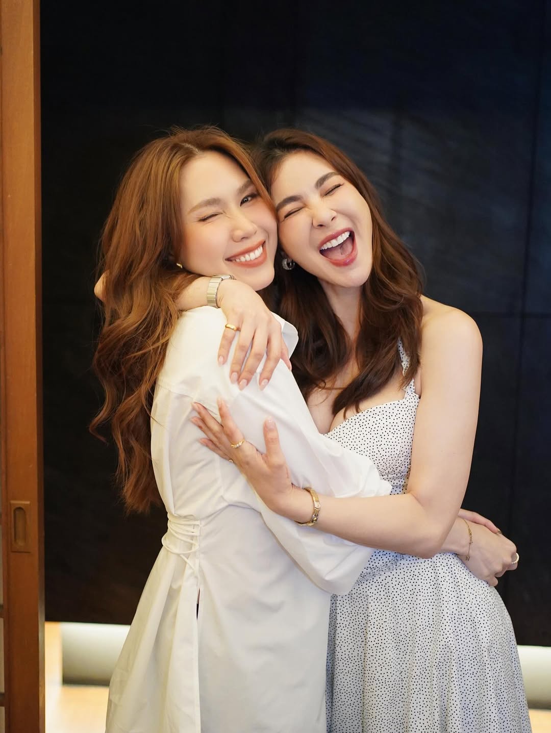 โบว์ - เบญจวรรณ อาร์ตเนอร์