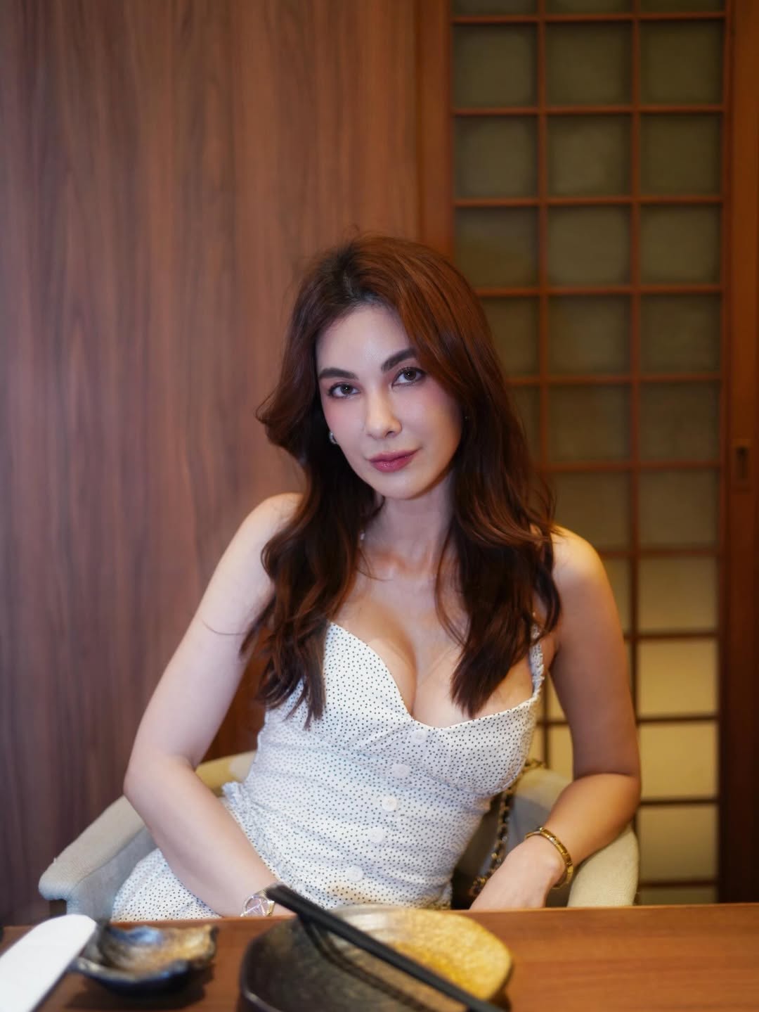 โบว์ - เบญจวรรณ อาร์ตเนอร์