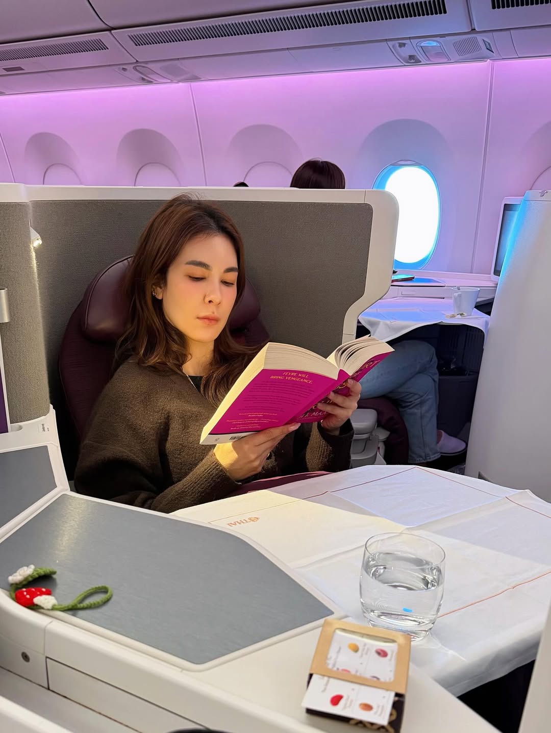 โบว์ - เบญจวรรณ อาร์ตเนอร์