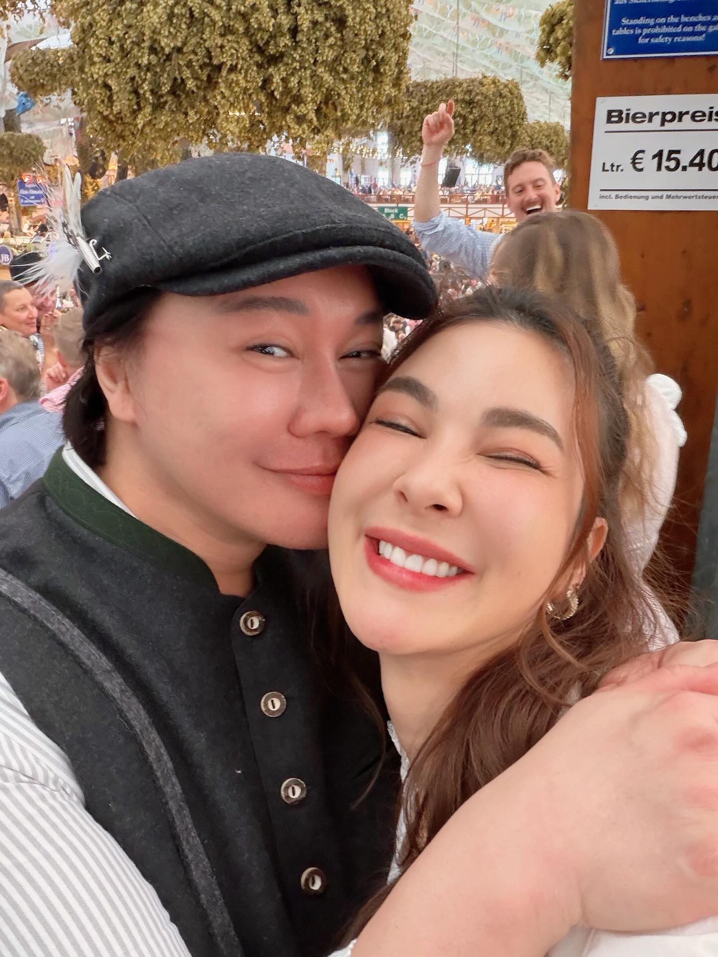 โบว์ - เบญจวรรณ อาร์ตเนอร์