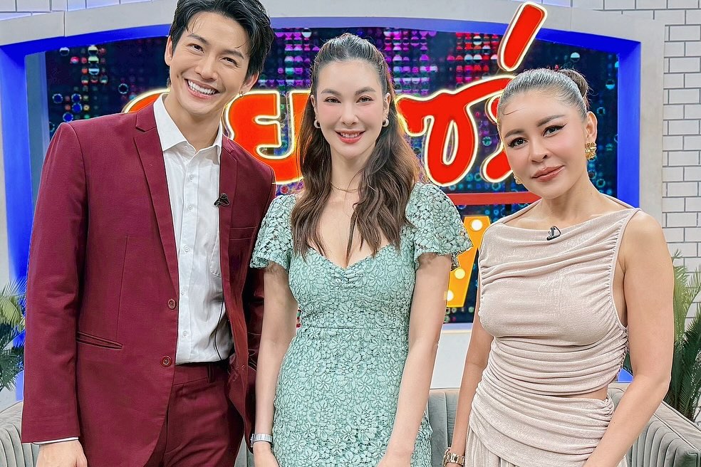 โบว์ - เบญจวรรณ อาร์ตเนอร์