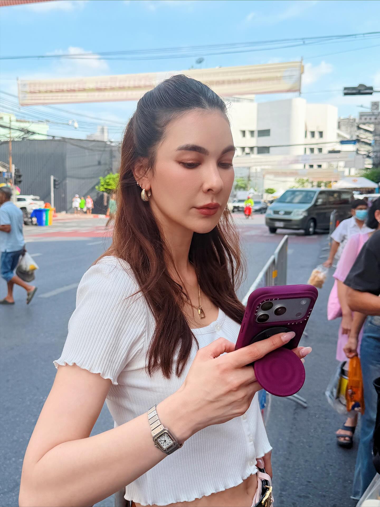 โบว์ - เบญจวรรณ อาร์ตเนอร์