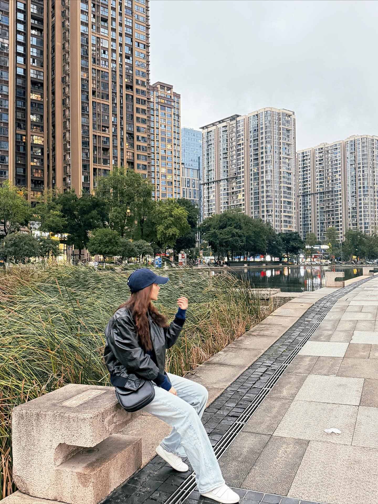 โบว์ - เบญจวรรณ อาร์ตเนอร์