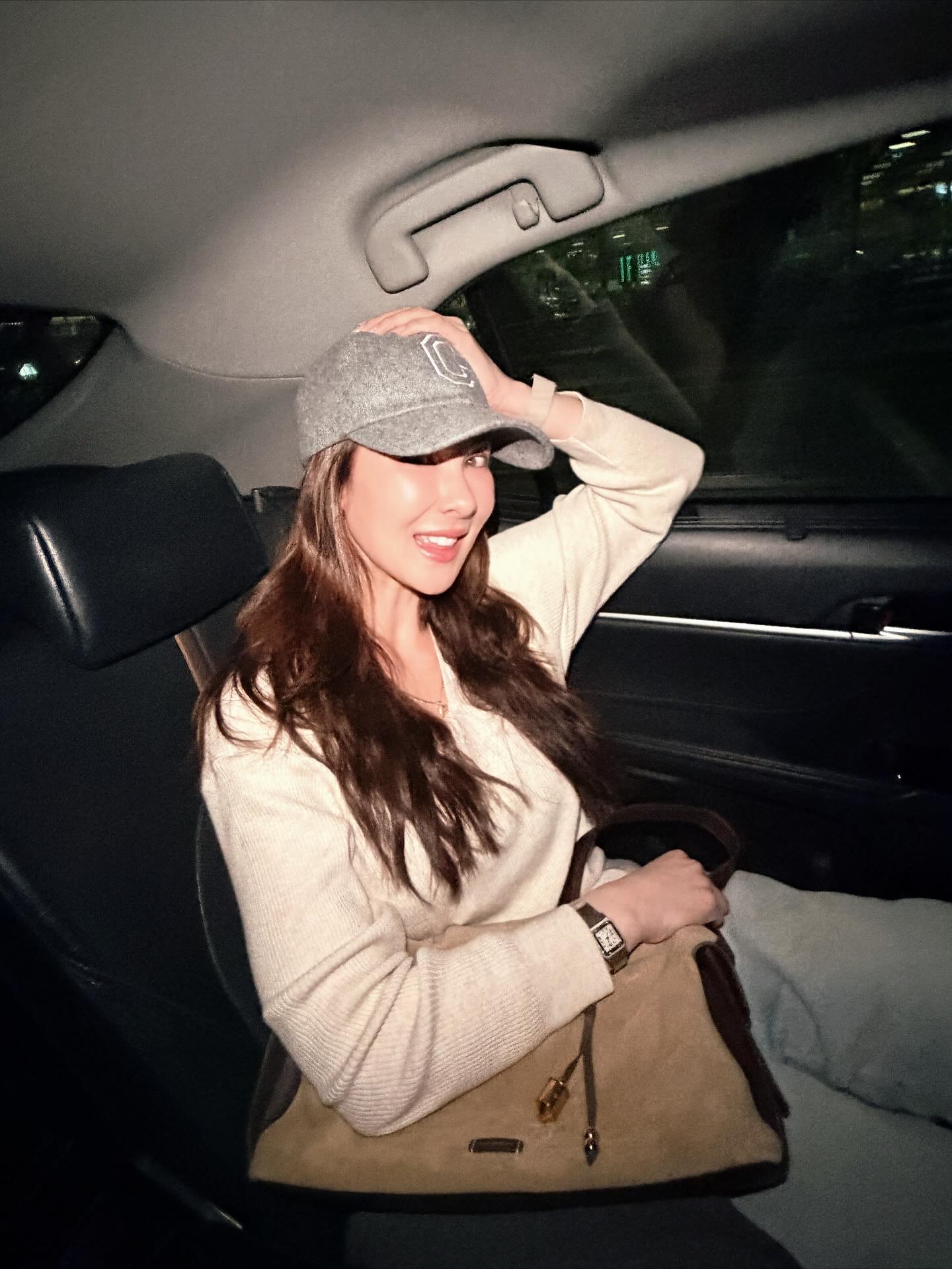 โบว์ - เบญจวรรณ อาร์ตเนอร์