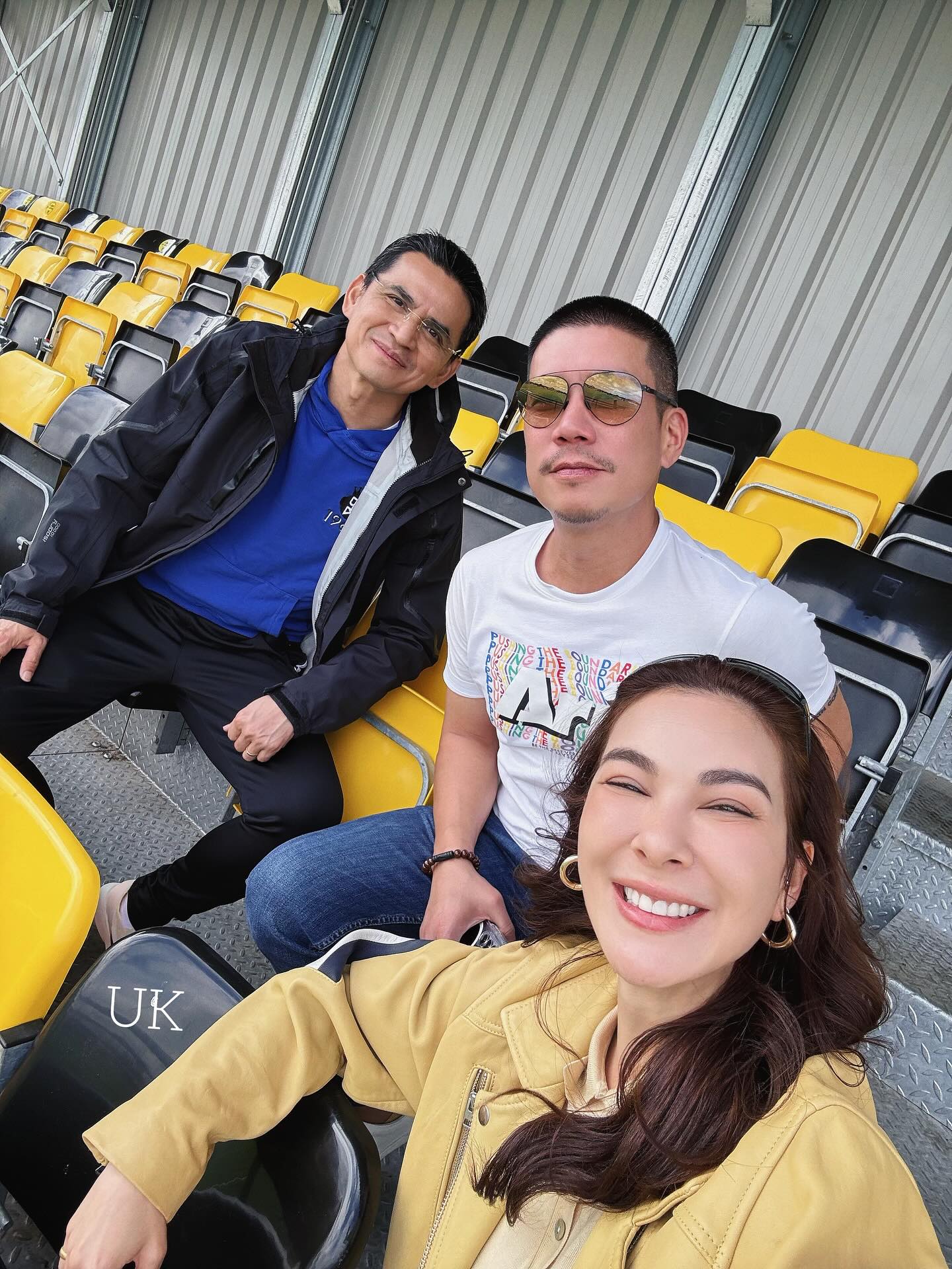 โบว์ - เบญจวรรณ อาร์ตเนอร์