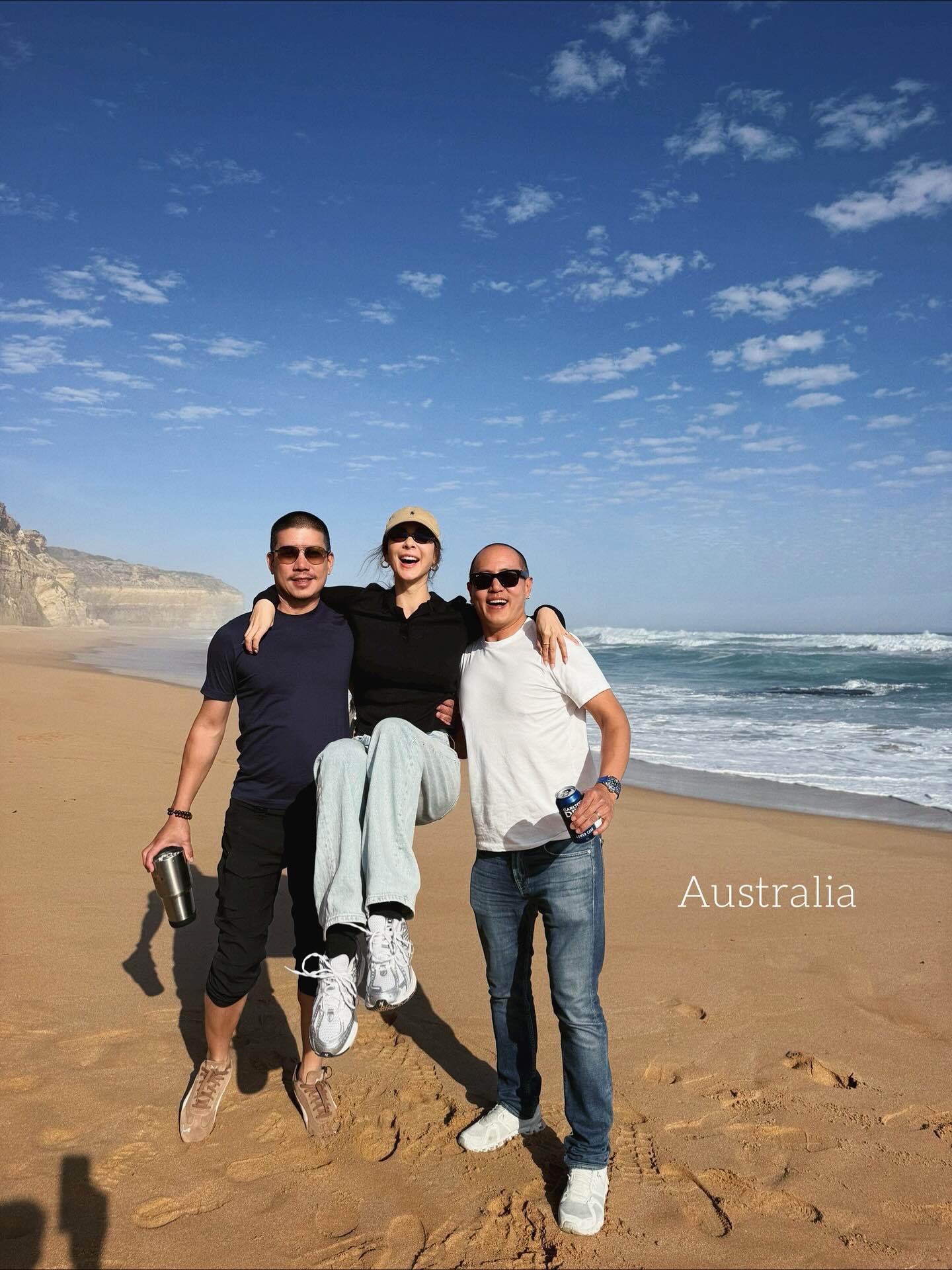 โบว์ - เบญจวรรณ อาร์ตเนอร์