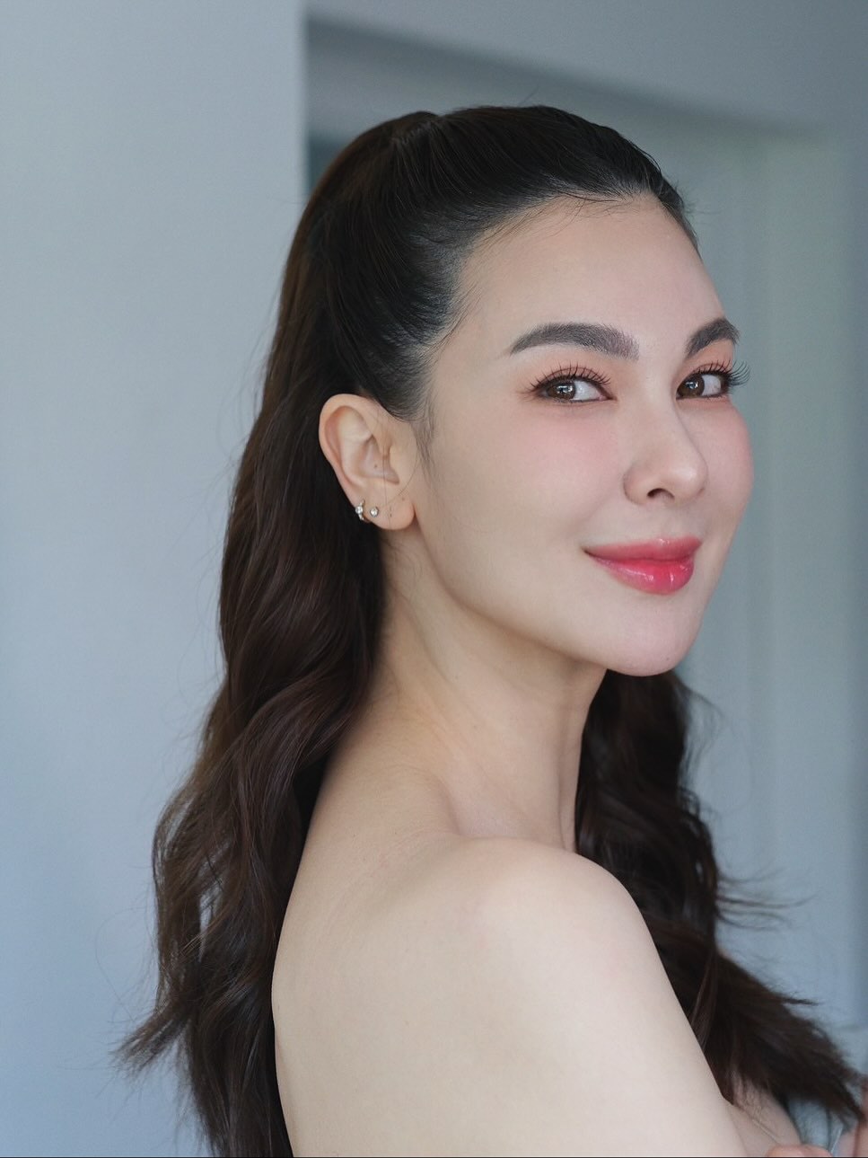 โบว์ - เบญจวรรณ อาร์ตเนอร์